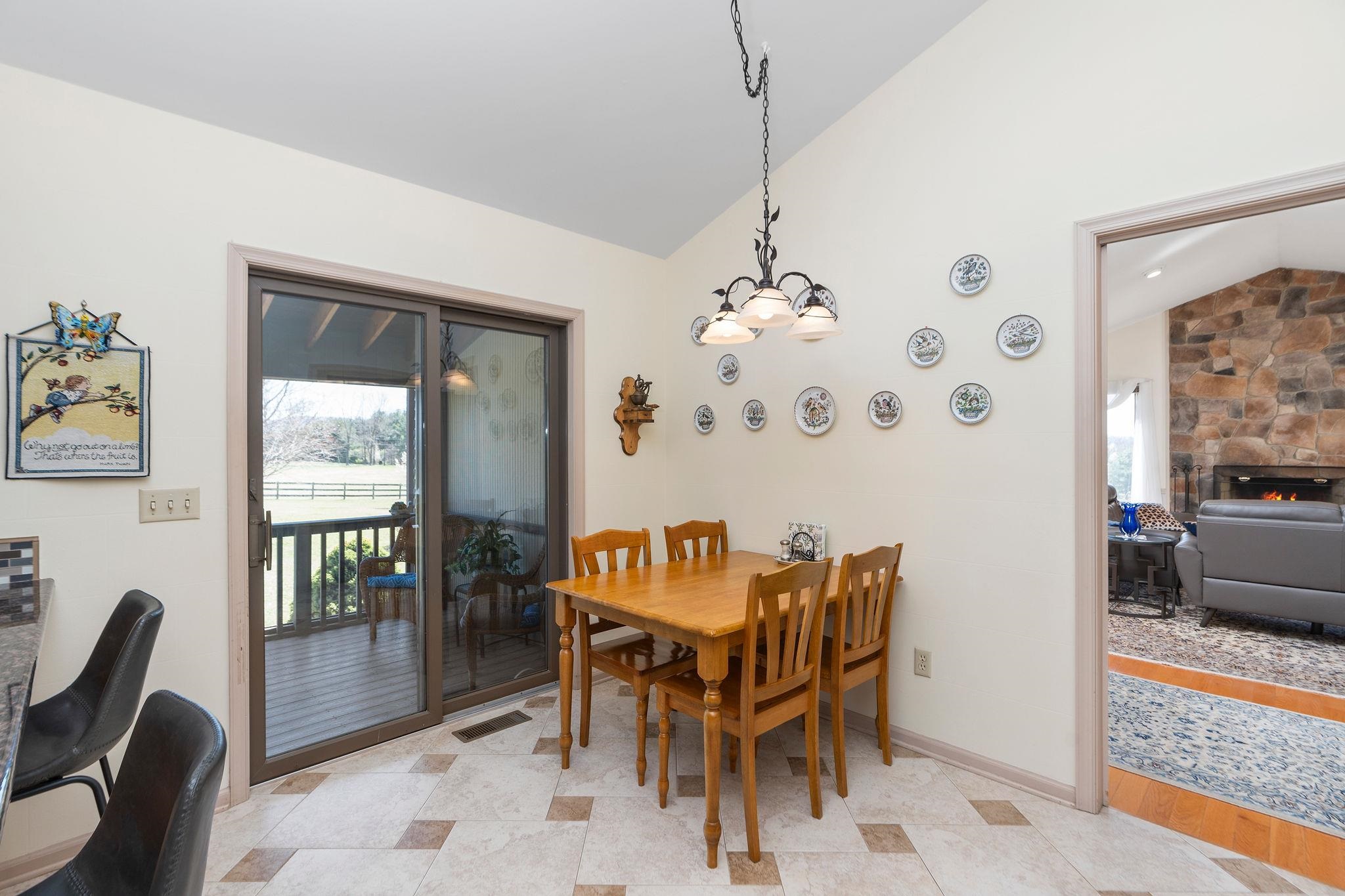 269 FOXFIELD DR, STAUNTON, Virginia 24401, 4 Bedrooms Bedrooms, ,3 BathroomsBathrooms,Residential,269 FOXFIELD DR,662396 MLS # 662396