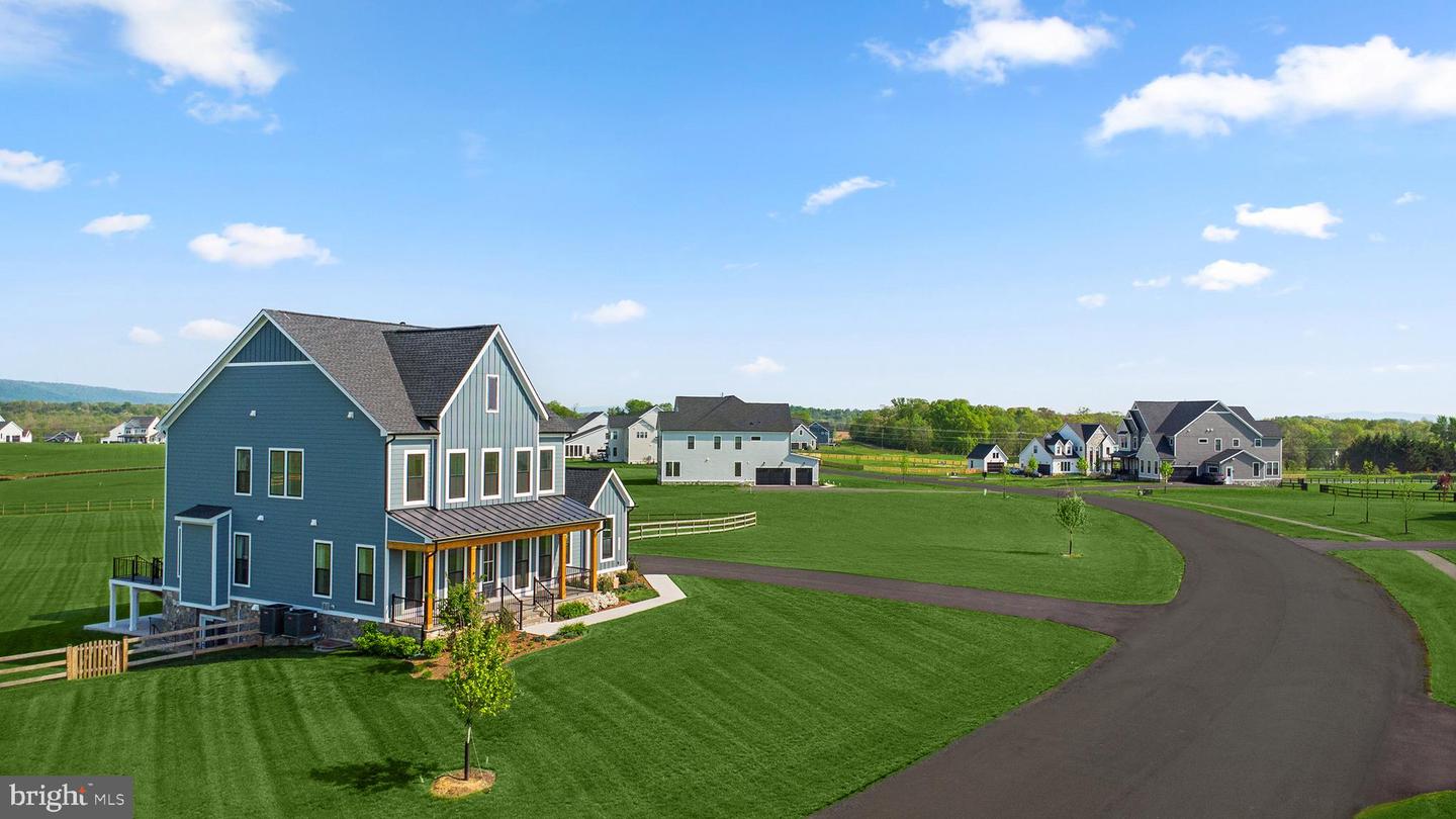 14691 FORDSON CT, WATERFORD, Virginia 20197, 5 Bedrooms Bedrooms, ,4 BathroomsBathrooms,Residential,For sale,14691 FORDSON CT,VALO2097660 MLS # VALO2097660