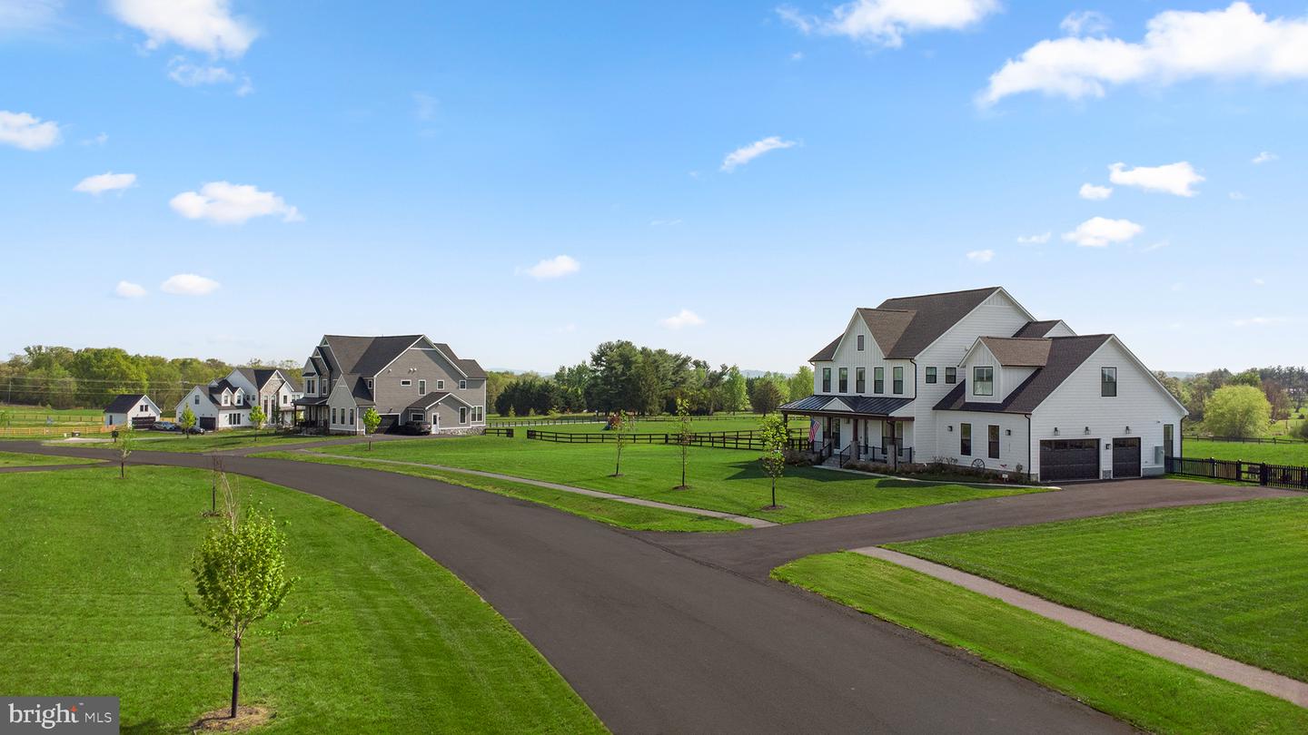 14691 FORDSON CT, WATERFORD, Virginia 20197, 5 Bedrooms Bedrooms, ,4 BathroomsBathrooms,Residential,For sale,14691 FORDSON CT,VALO2097660 MLS # VALO2097660