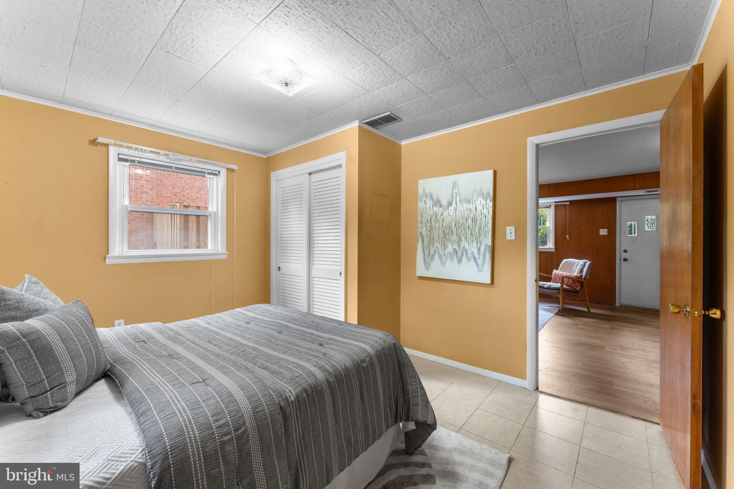 6412 24TH ST N, ARLINGTON, Virginia 22207, 4 Bedrooms Bedrooms, ,2 BathroomsBathrooms,Residential,For sale,6412 24TH ST N,VAAR2058468 MLS # VAAR2058468