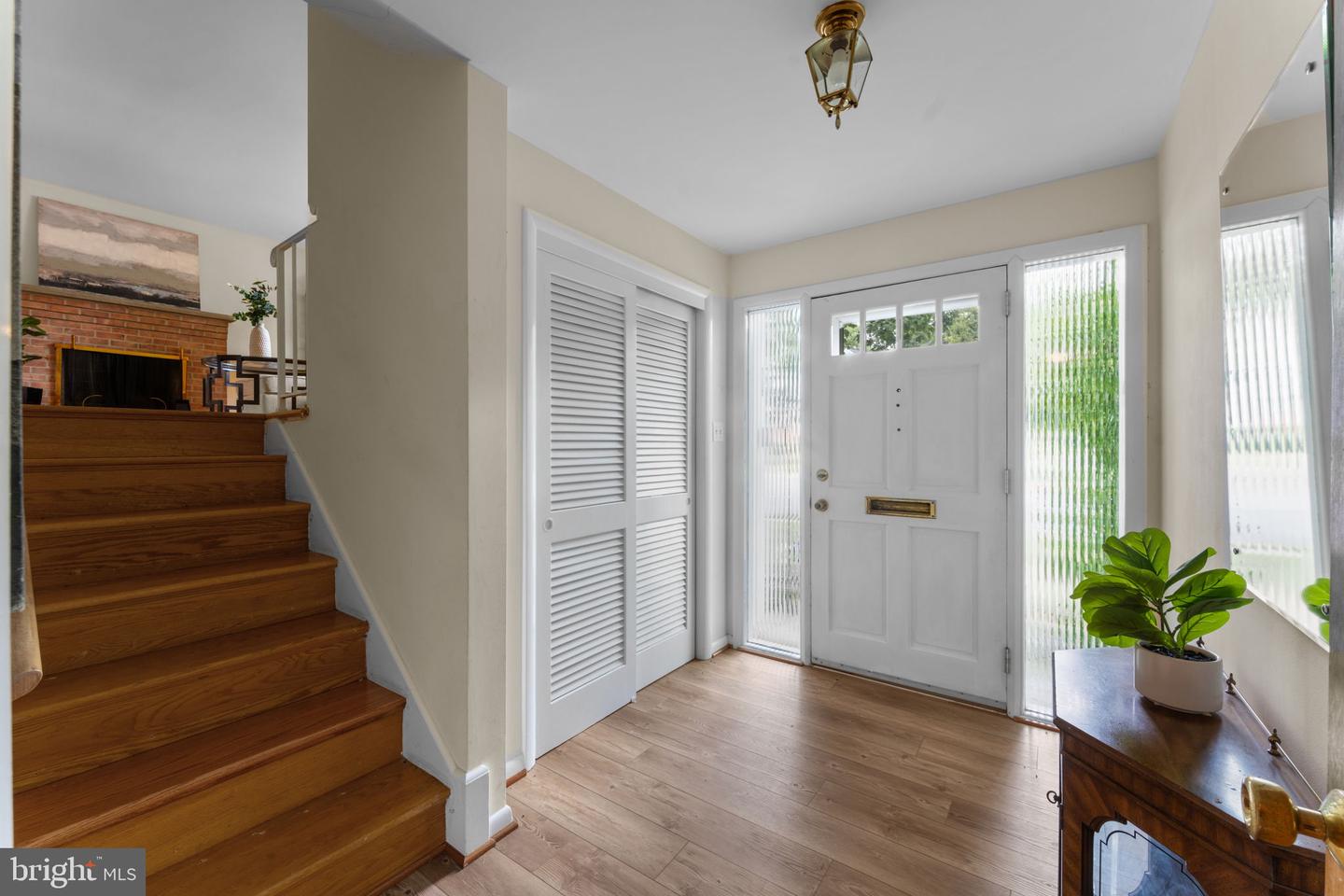 6412 24TH ST N, ARLINGTON, Virginia 22207, 4 Bedrooms Bedrooms, ,2 BathroomsBathrooms,Residential,For sale,6412 24TH ST N,VAAR2058468 MLS # VAAR2058468