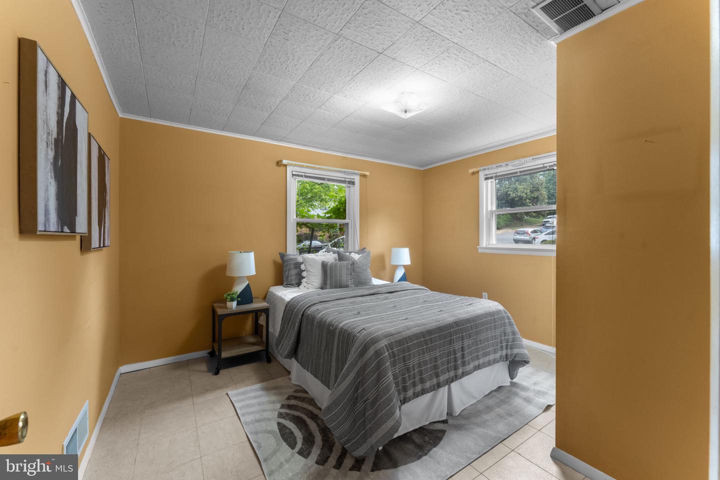 6412 24TH ST N, ARLINGTON, Virginia 22207, 4 Bedrooms Bedrooms, ,2 BathroomsBathrooms,Residential,For sale,6412 24TH ST N,VAAR2058468 MLS # VAAR2058468