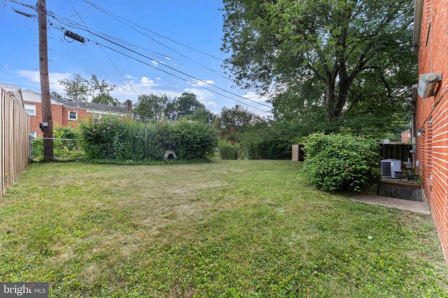 6412 24TH ST N, ARLINGTON, Virginia 22207, 4 Bedrooms Bedrooms, ,2 BathroomsBathrooms,Residential,For sale,6412 24TH ST N,VAAR2058468 MLS # VAAR2058468