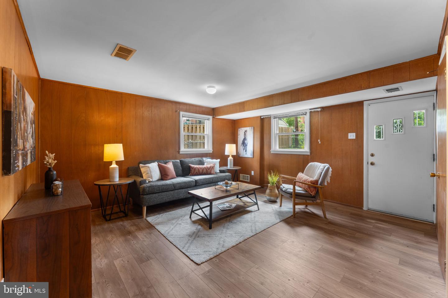 6412 24TH ST N, ARLINGTON, Virginia 22207, 4 Bedrooms Bedrooms, ,2 BathroomsBathrooms,Residential,For sale,6412 24TH ST N,VAAR2058468 MLS # VAAR2058468