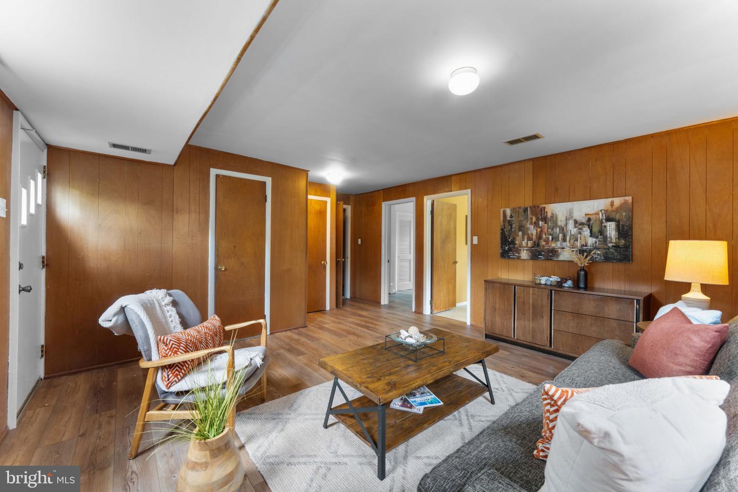6412 24TH ST N, ARLINGTON, Virginia 22207, 4 Bedrooms Bedrooms, ,2 BathroomsBathrooms,Residential,For sale,6412 24TH ST N,VAAR2058468 MLS # VAAR2058468