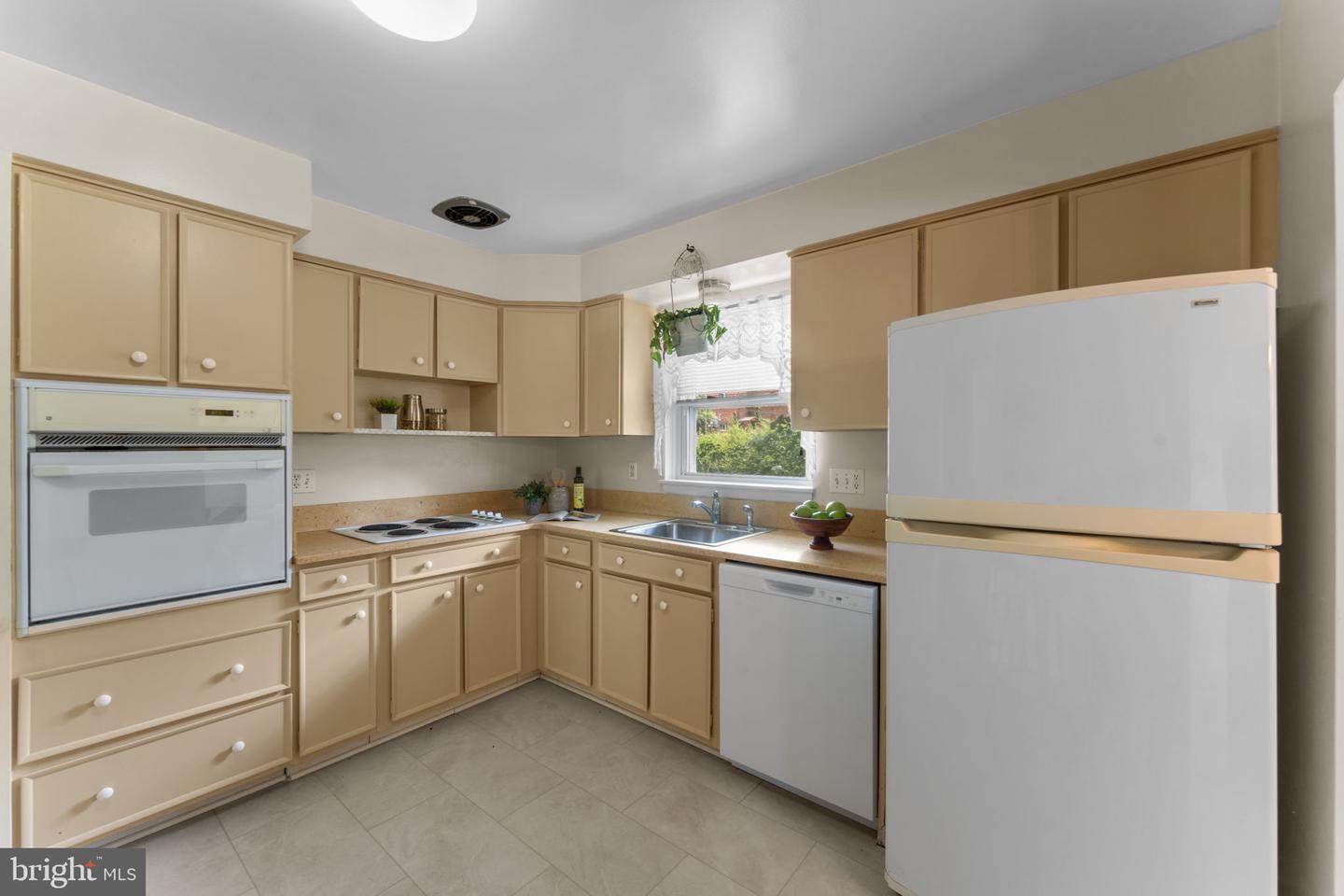 6412 24TH ST N, ARLINGTON, Virginia 22207, 4 Bedrooms Bedrooms, ,2 BathroomsBathrooms,Residential,For sale,6412 24TH ST N,VAAR2058468 MLS # VAAR2058468