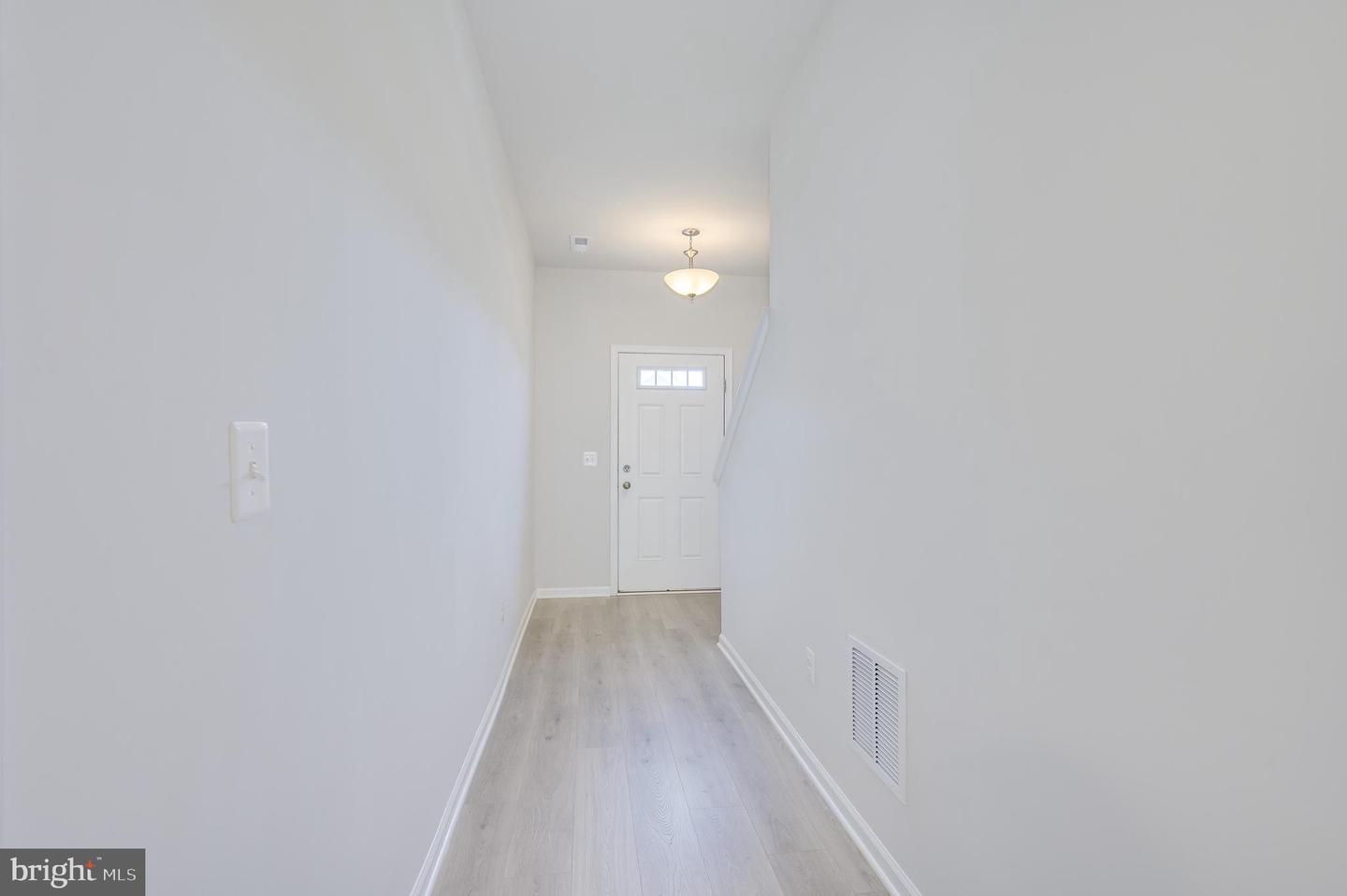 215 BARRISTER ST, STEPHENSON, Virginia 22656, 3 Bedrooms Bedrooms, ,2 BathroomsBathrooms,Residential,For sale,215 BARRISTER ST,VAFV2034594 MLS # VAFV2034594