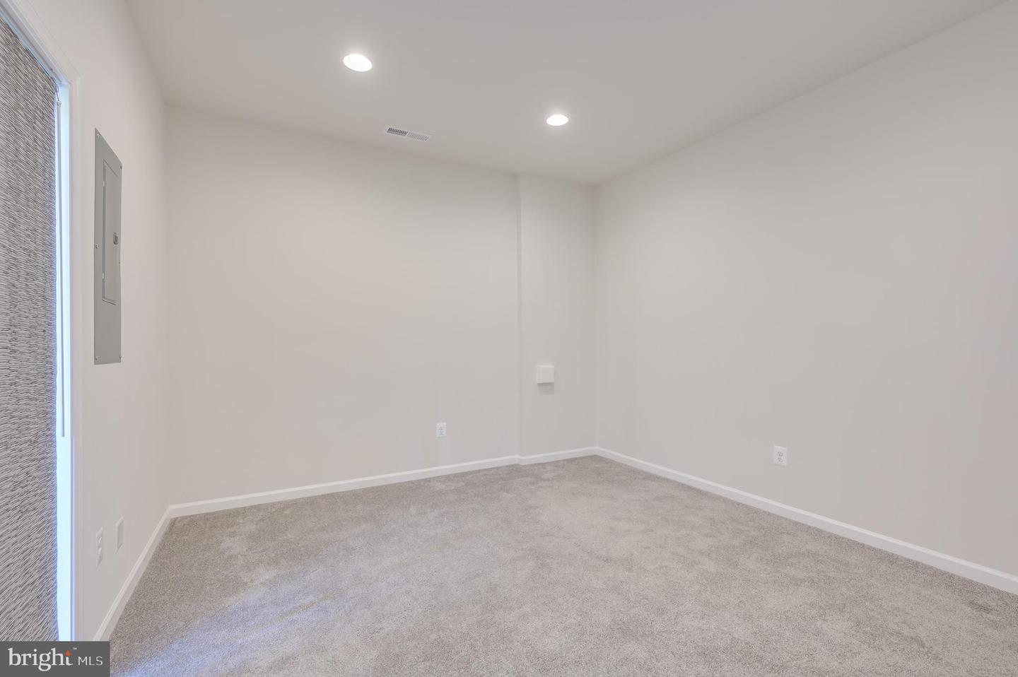 215 BARRISTER ST, STEPHENSON, Virginia 22656, 3 Bedrooms Bedrooms, ,2 BathroomsBathrooms,Residential,For sale,215 BARRISTER ST,VAFV2034594 MLS # VAFV2034594