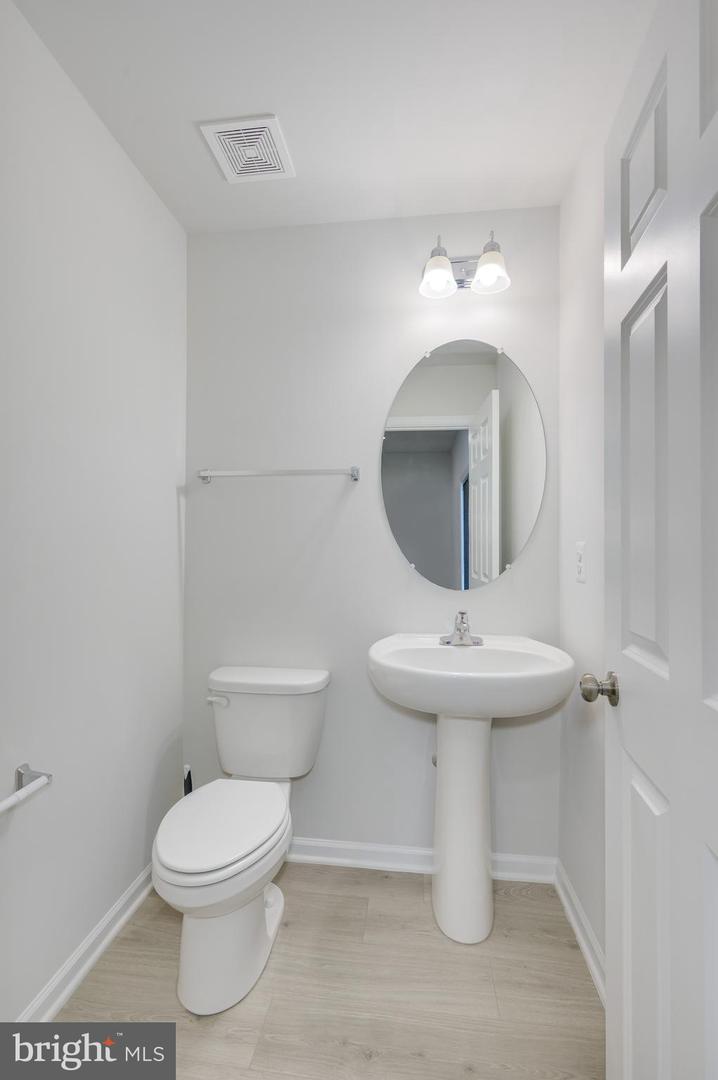 215 BARRISTER ST, STEPHENSON, Virginia 22656, 3 Bedrooms Bedrooms, ,2 BathroomsBathrooms,Residential,For sale,215 BARRISTER ST,VAFV2034594 MLS # VAFV2034594