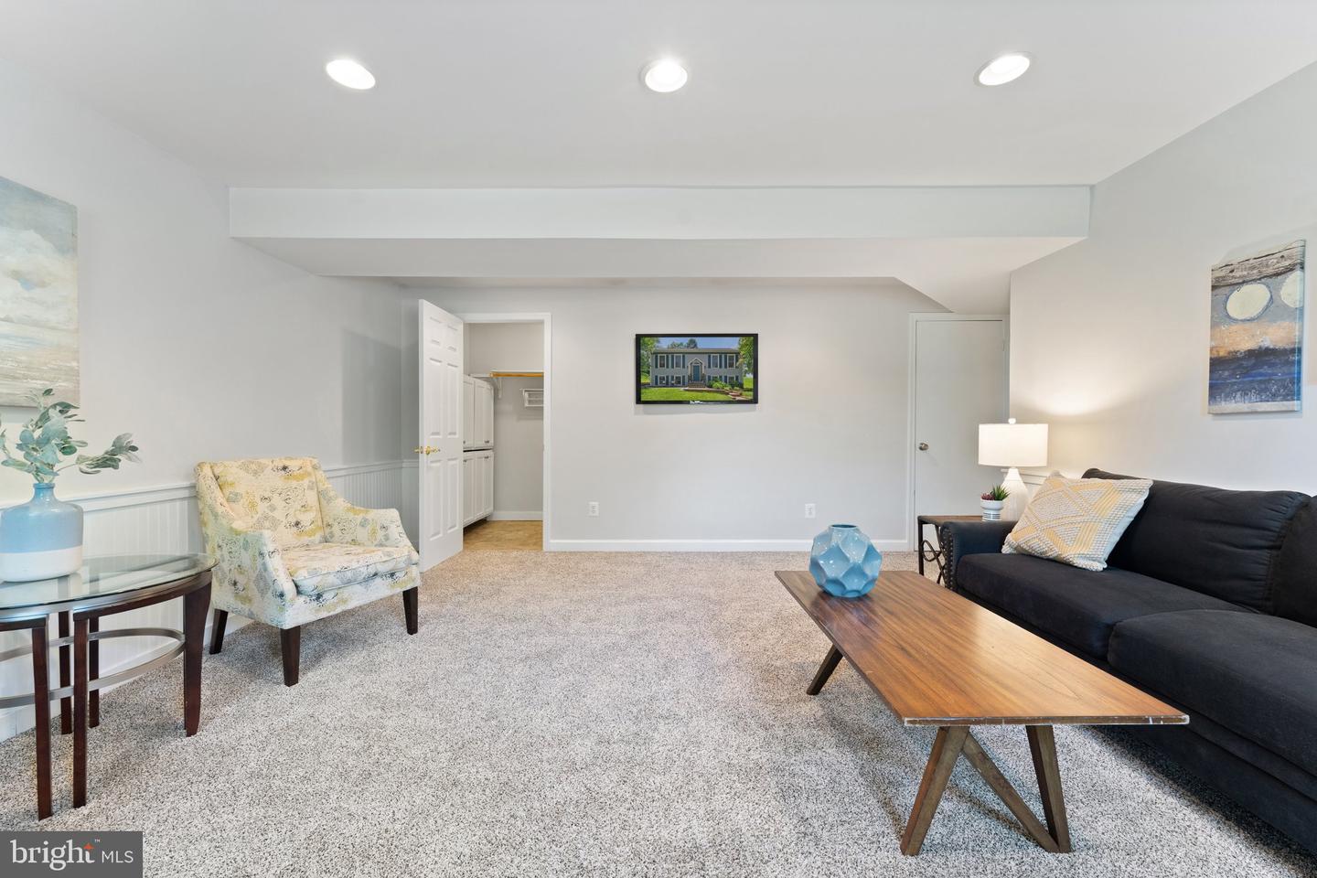6251 RIDGE LN, WARRENTON, Virginia 20187, 3 Bedrooms Bedrooms, ,2 BathroomsBathrooms,Residential,For sale,6251 RIDGE LN,VAFQ2016894 MLS # VAFQ2016894