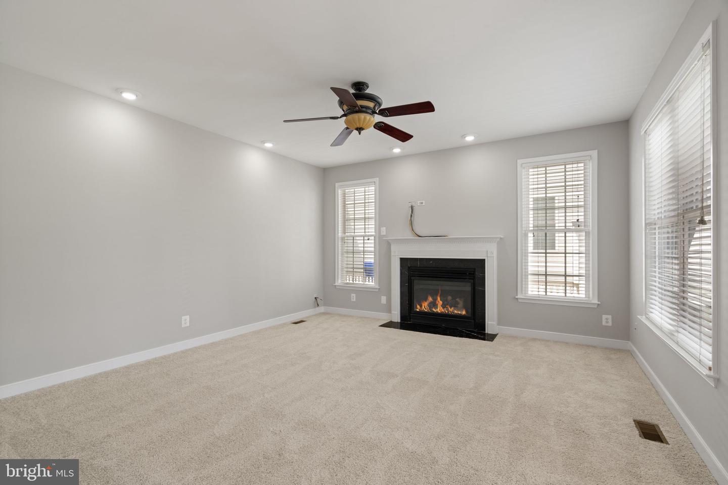 19 CRAWFORD LN, STAFFORD, Virginia 22556, 4 Bedrooms Bedrooms, ,2 BathroomsBathrooms,Residential,For sale,19 CRAWFORD LN,VAST2039724 MLS # VAST2039724