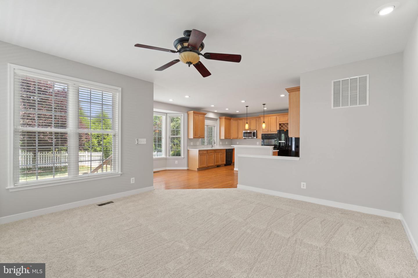 19 CRAWFORD LN, STAFFORD, Virginia 22556, 4 Bedrooms Bedrooms, ,2 BathroomsBathrooms,Residential,For sale,19 CRAWFORD LN,VAST2039724 MLS # VAST2039724
