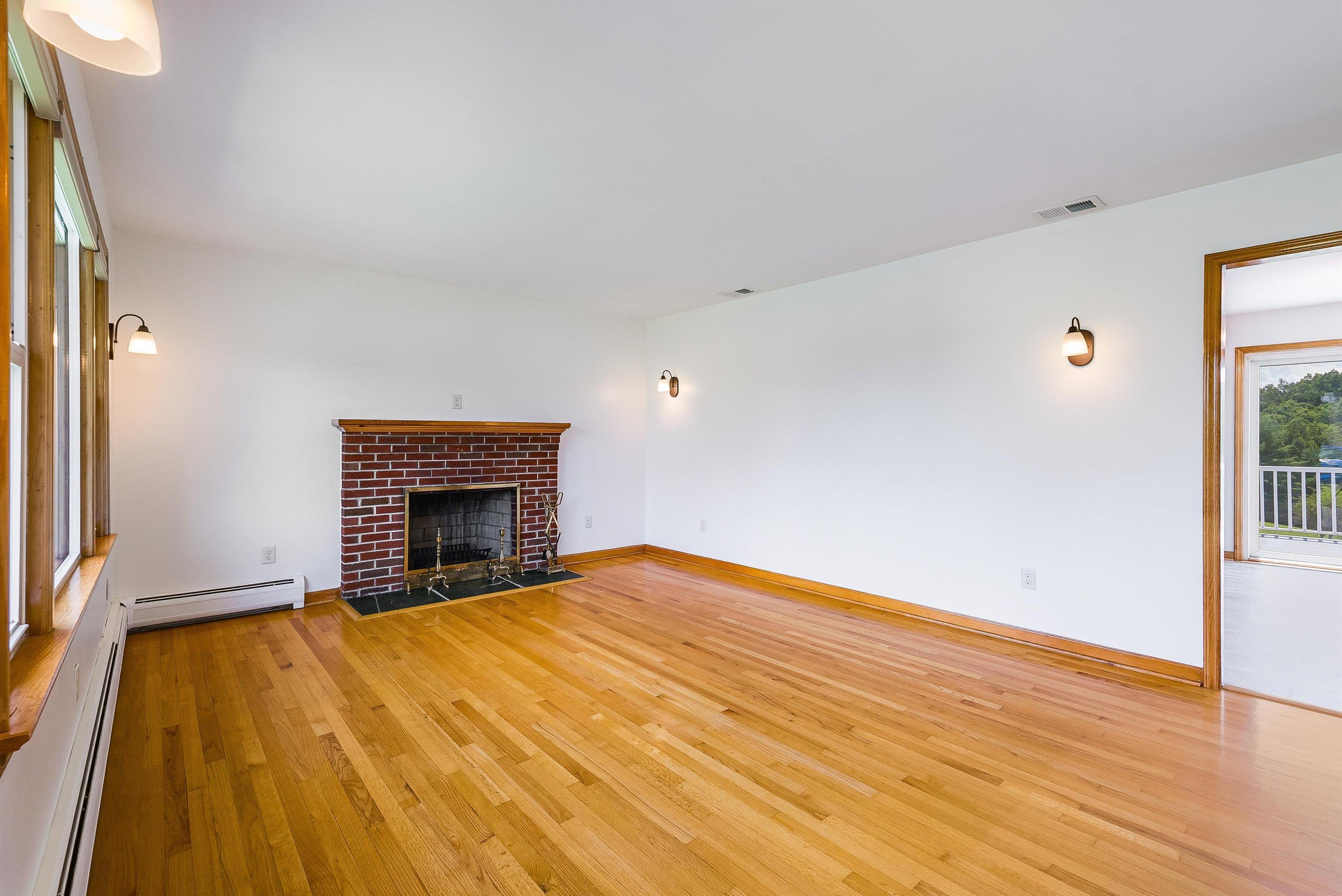 315 BALSLEY RD, STAUNTON, Virginia 24401, 3 Bedrooms Bedrooms, ,2 BathroomsBathrooms,Residential,315 BALSLEY RD,667462 MLS # 667462