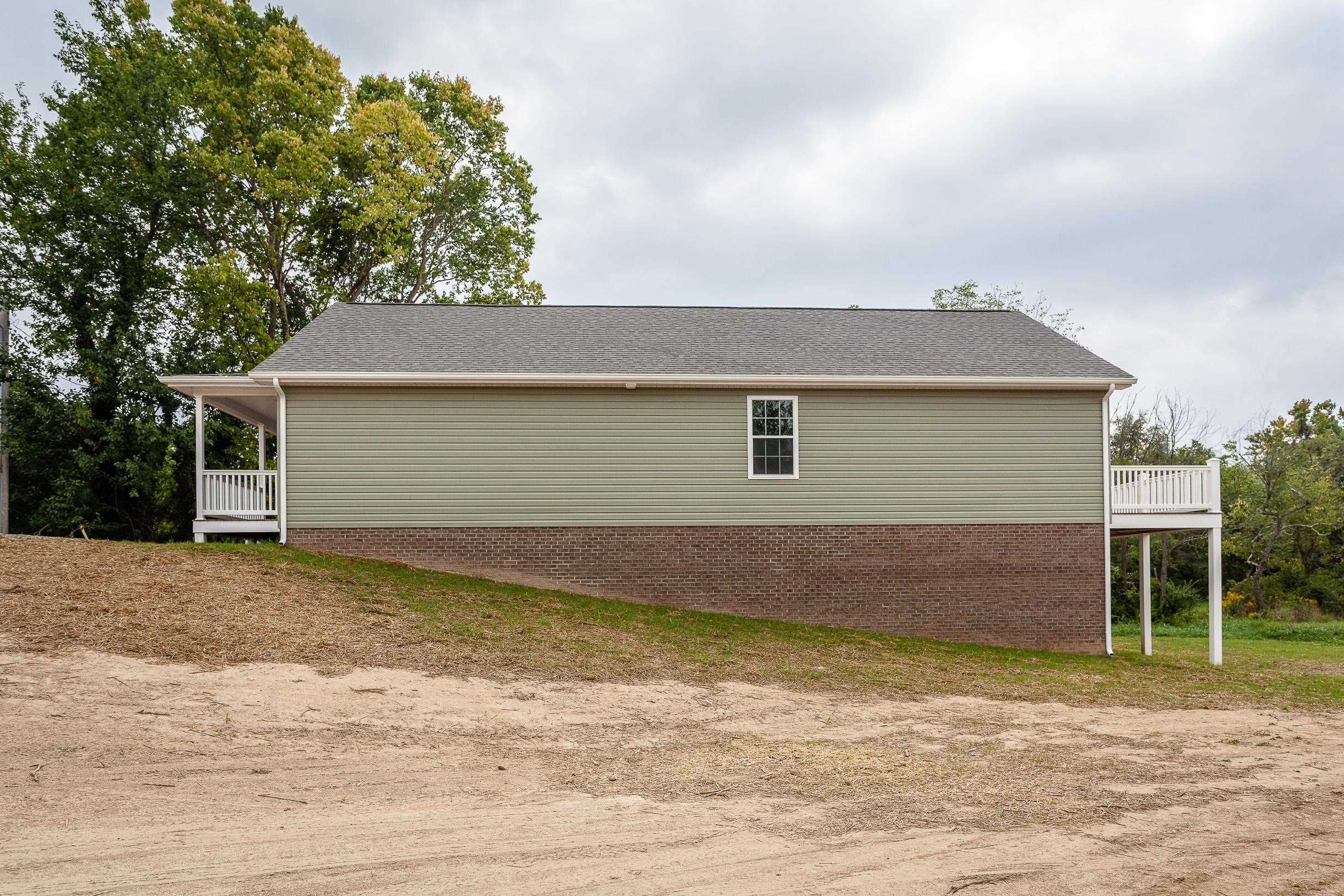 17050 MT PLEASANT RD, ELKTON, Virginia 22827, 3 Bedrooms Bedrooms, ,2 BathroomsBathrooms,Residential,17050 MT PLEASANT RD,667465 MLS # 667465