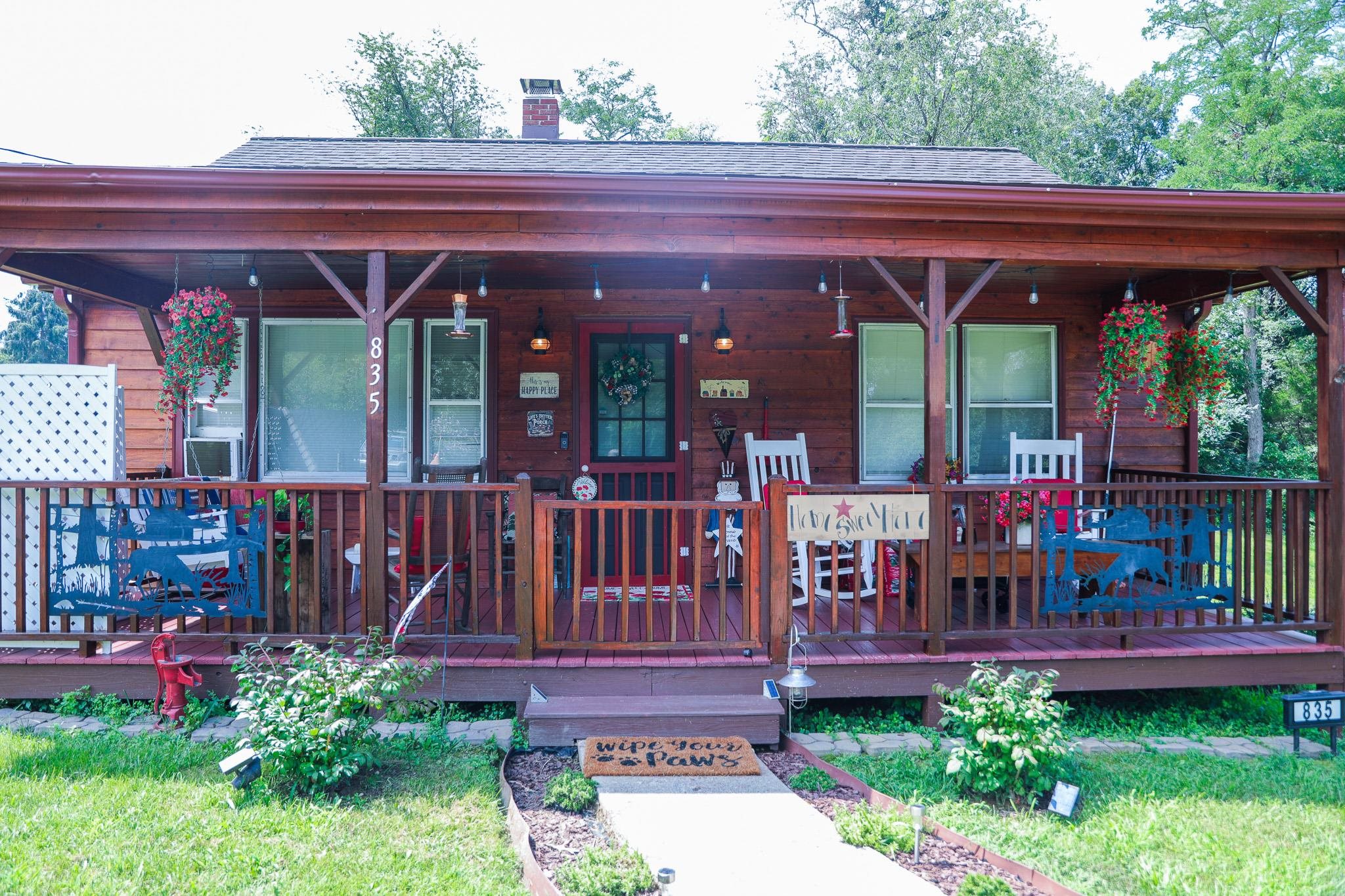 835 MARYLAND AVE, WAYNESBORO, Virginia 22980, 2 Bedrooms Bedrooms, ,1 BathroomBathrooms,Residential,835 MARYLAND AVE,667472 MLS # 667472