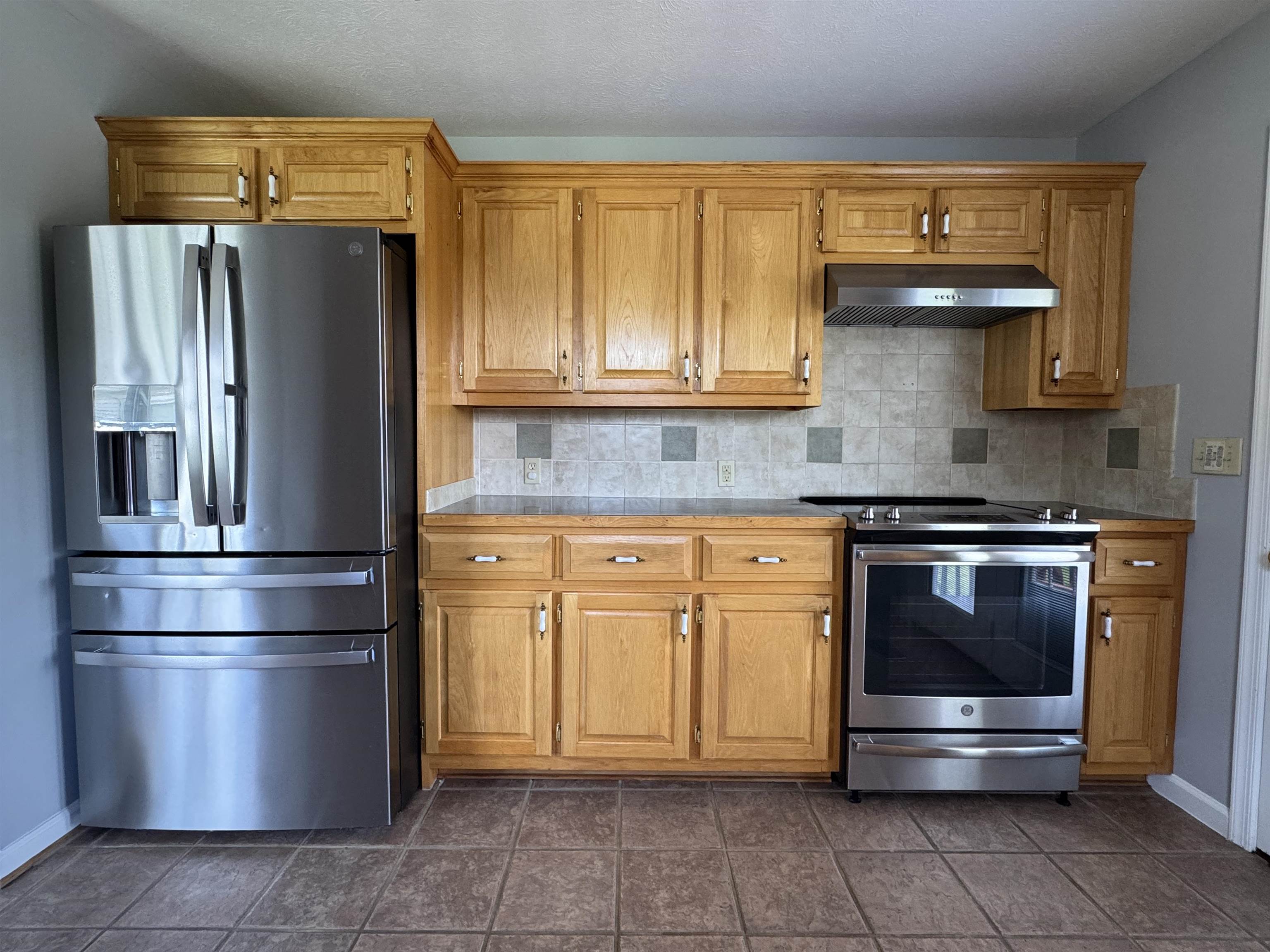 52 SUNSET BLVD, STAUNTON, Virginia 24401, 5 Bedrooms Bedrooms, ,3 BathroomsBathrooms,Residential,52 SUNSET BLVD,667476 MLS # 667476