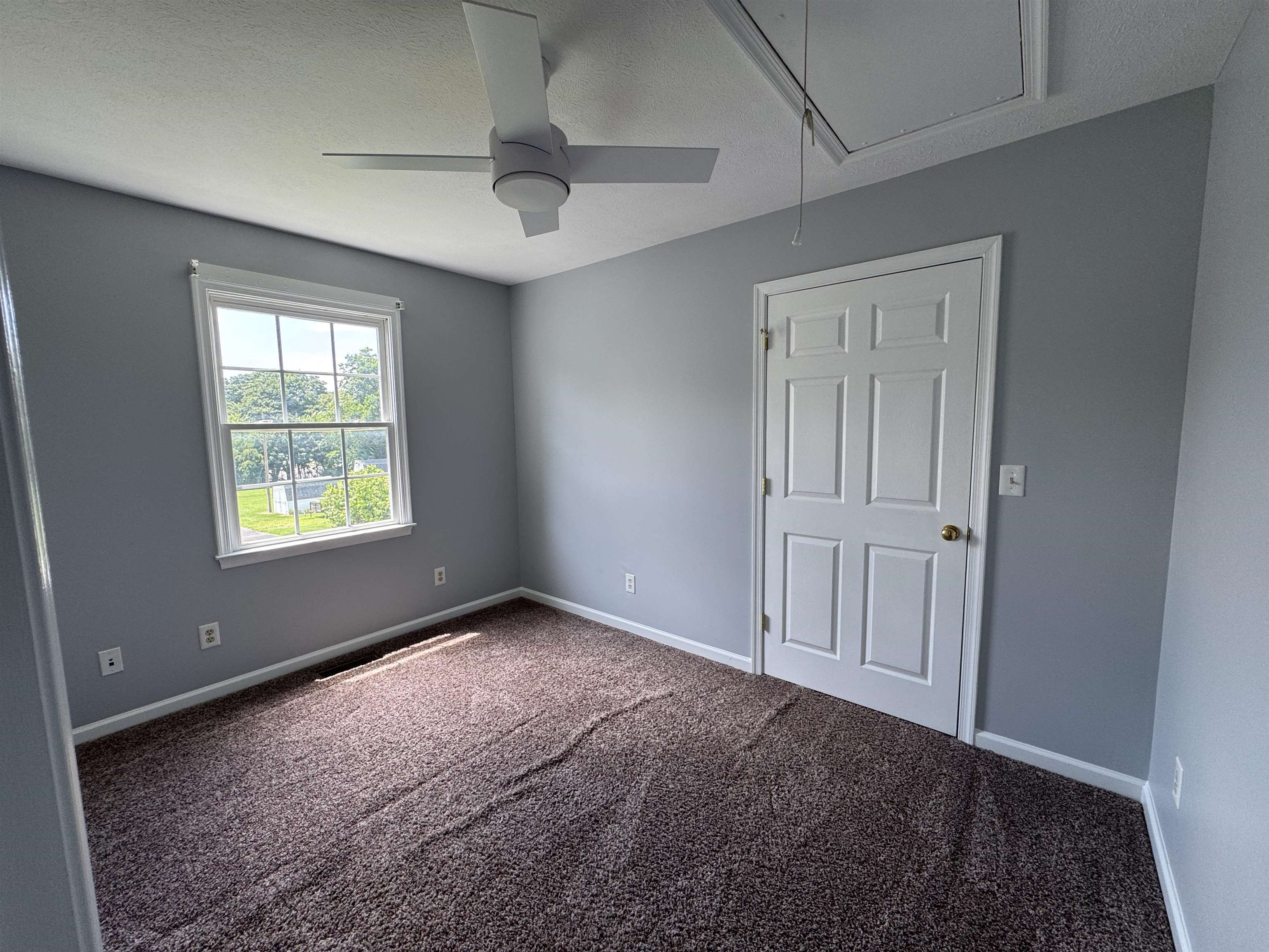 52 SUNSET BLVD, STAUNTON, Virginia 24401, 5 Bedrooms Bedrooms, ,3 BathroomsBathrooms,Residential,52 SUNSET BLVD,667476 MLS # 667476
