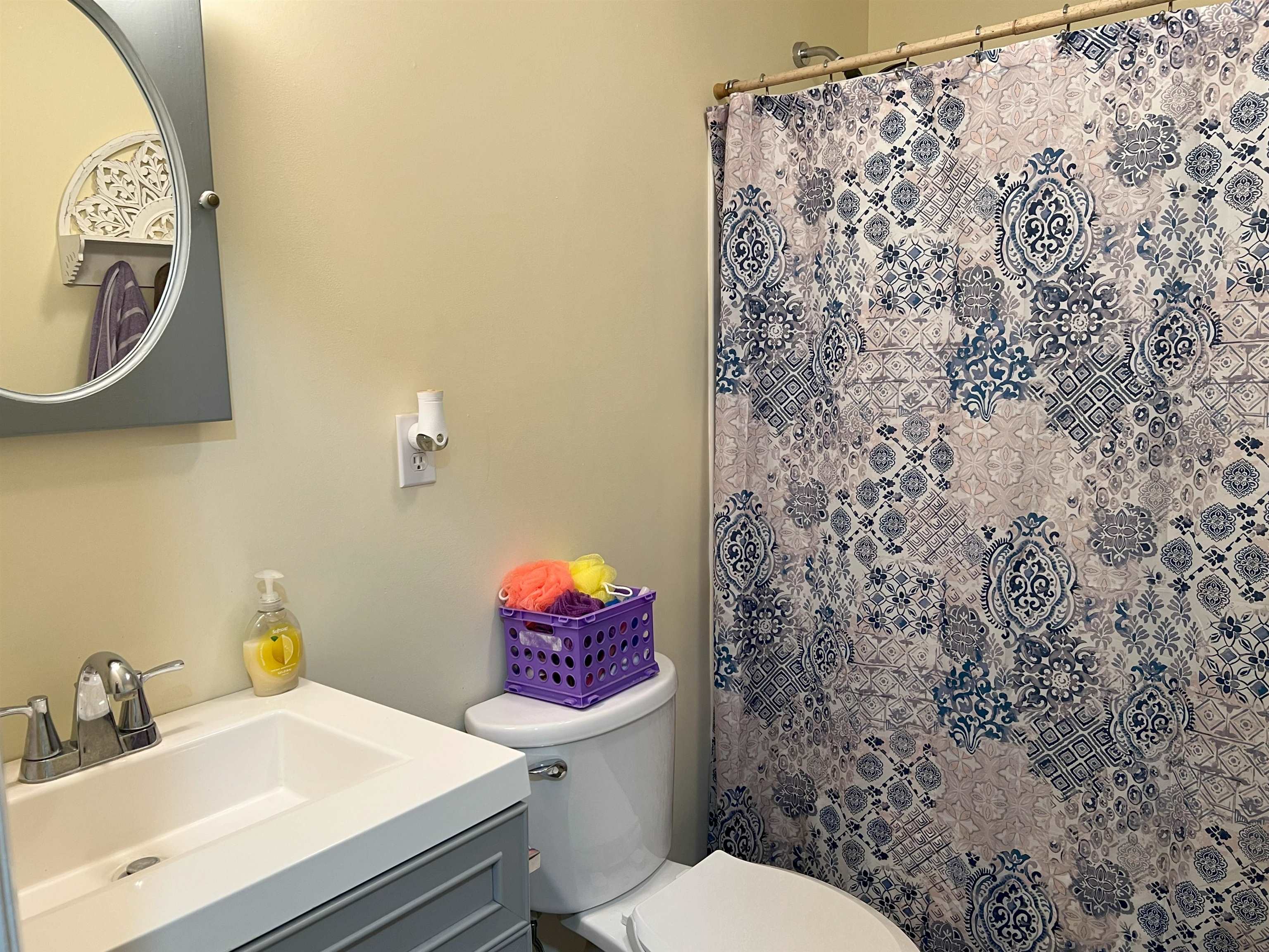 302 HERMITAGE RD, STAUNTON, Virginia 24401, 3 Bedrooms Bedrooms, ,2 BathroomsBathrooms,Residential,302 HERMITAGE RD,667480 MLS # 667480