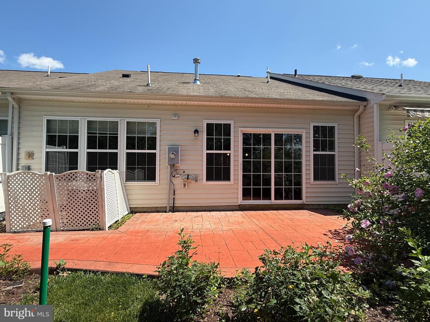 213 LONG POINT DR, FREDERICKSBURG, Virginia 22406, 2 Bedrooms Bedrooms, ,2 BathroomsBathrooms,Residential,For sale,213 LONG POINT DR,VAST2040266 MLS # VAST2040266