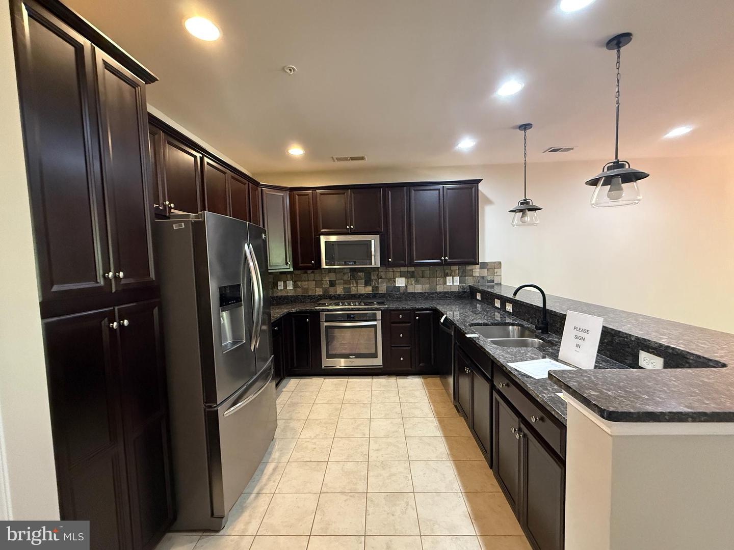 213 LONG POINT DR, FREDERICKSBURG, Virginia 22406, 2 Bedrooms Bedrooms, ,2 BathroomsBathrooms,Residential,For sale,213 LONG POINT DR,VAST2040266 MLS # VAST2040266