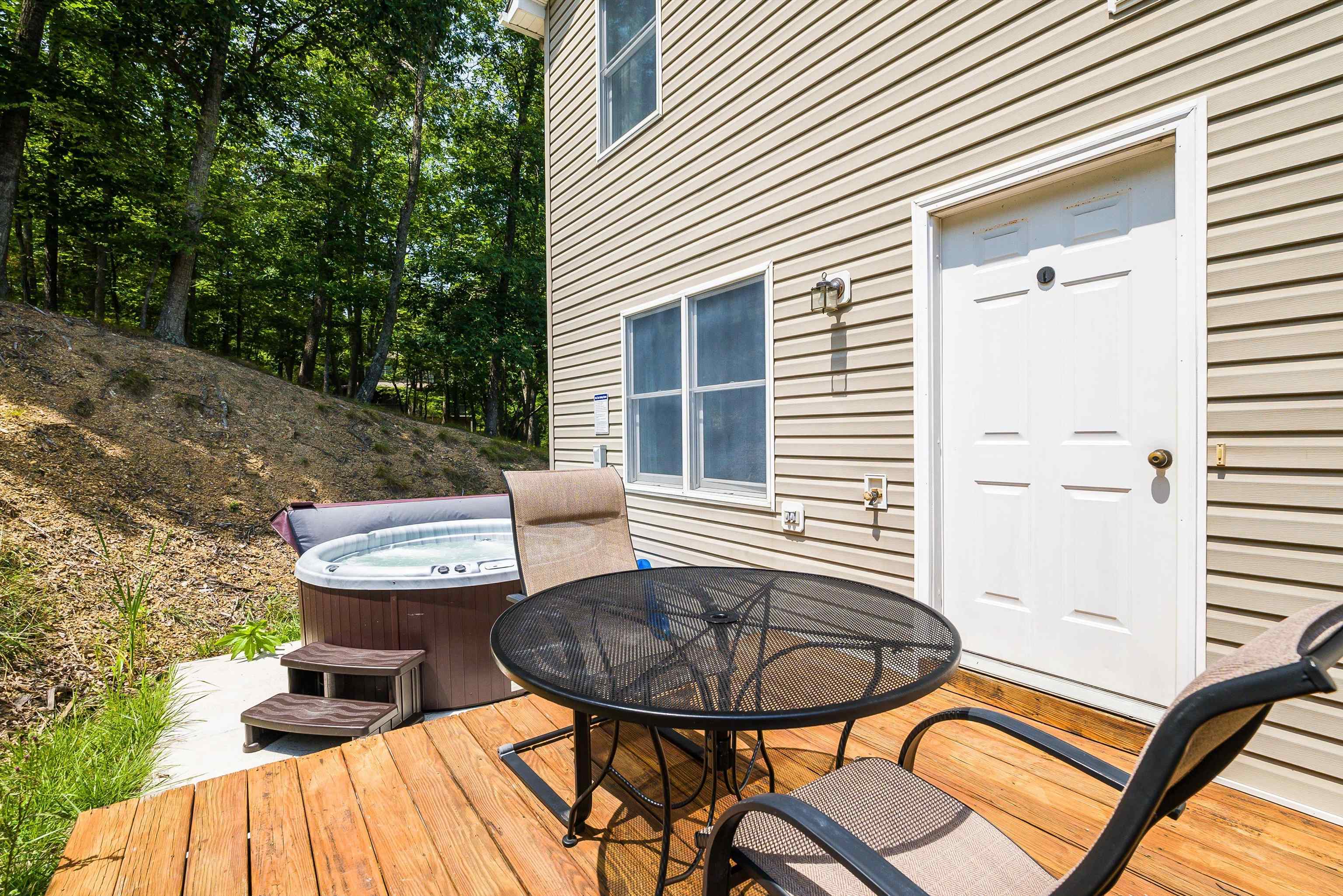 3707 KILLY CT, MCGAHEYSVILLE, Virginia 22840, 3 Bedrooms Bedrooms, ,2 BathroomsBathrooms,Residential,3707 KILLY CT,667486 MLS # 667486
