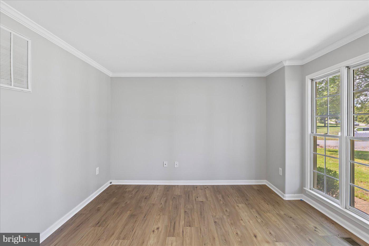 11617 KINGSWOOD BLVD, FREDERICKSBURG, Virginia 22408, 5 Bedrooms Bedrooms, ,3 BathroomsBathrooms,Residential,For sale,11617 KINGSWOOD BLVD,VASP2034282 MLS # VASP2034282