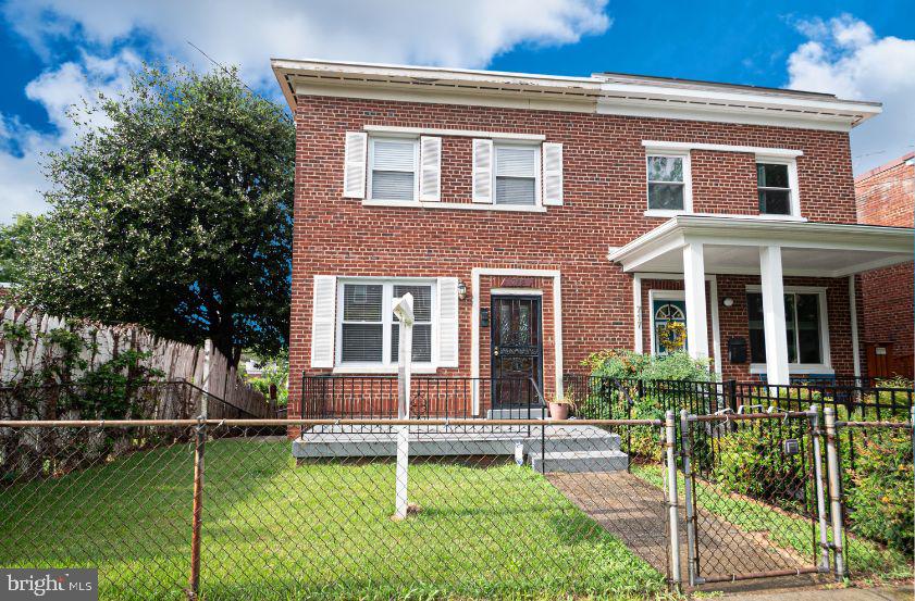 719 ONEIDA PL NW, WASHINGTON, District Of Columbia 20011, 3 Bedrooms Bedrooms, ,1 BathroomBathrooms,Residential,For sale,719 ONEIDA PL NW,DCDC2208542 MLS # DCDC2208542