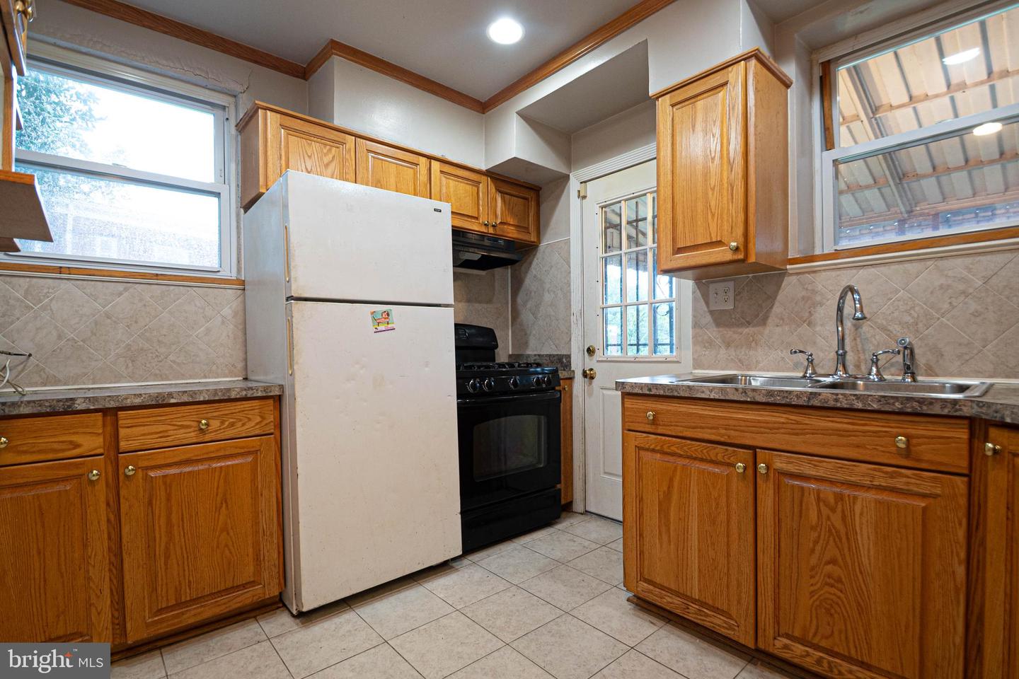 719 ONEIDA PL NW, WASHINGTON, District Of Columbia 20011, 3 Bedrooms Bedrooms, ,1 BathroomBathrooms,Residential,For sale,719 ONEIDA PL NW,DCDC2208542 MLS # DCDC2208542