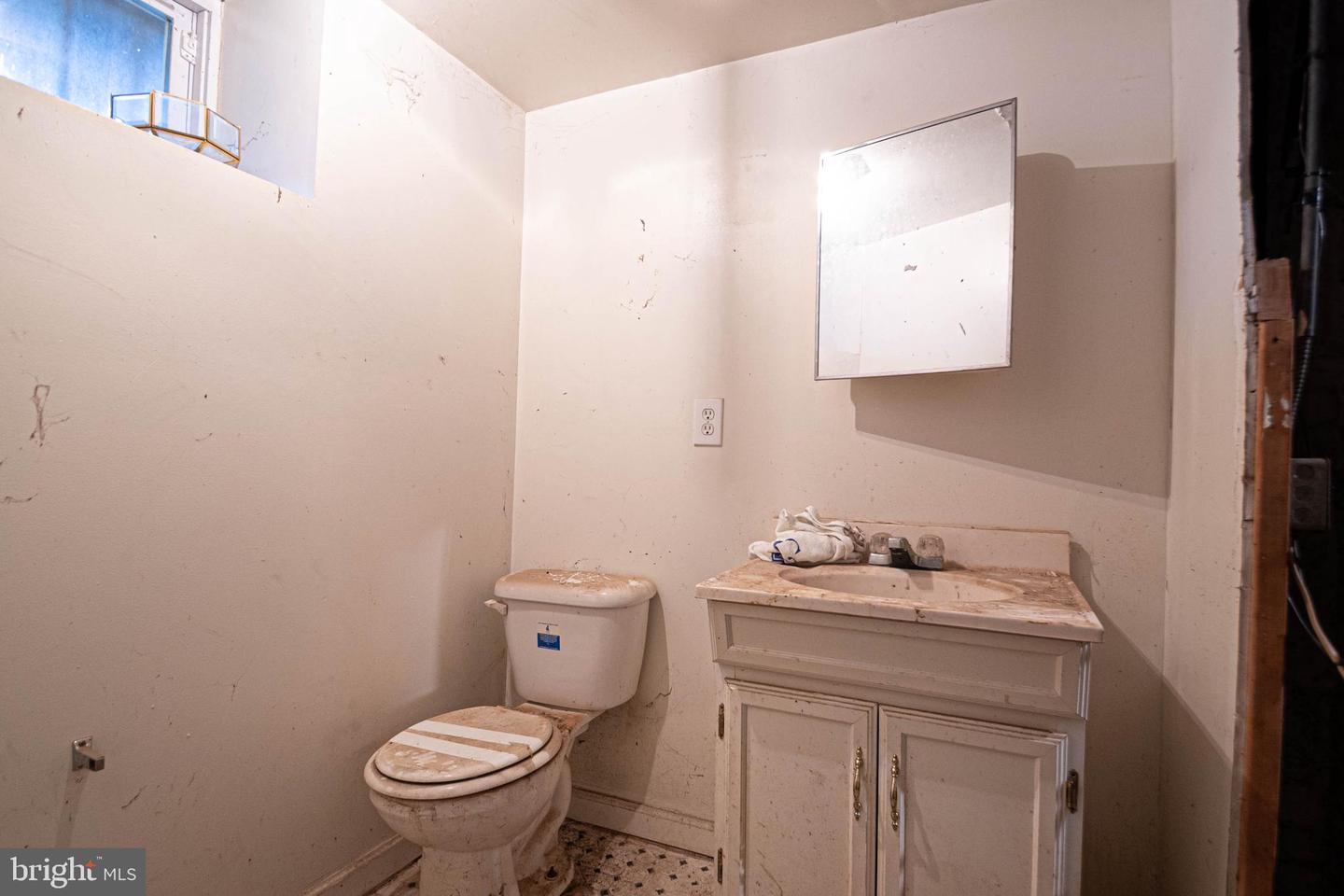719 ONEIDA PL NW, WASHINGTON, District Of Columbia 20011, 3 Bedrooms Bedrooms, ,1 BathroomBathrooms,Residential,For sale,719 ONEIDA PL NW,DCDC2208542 MLS # DCDC2208542