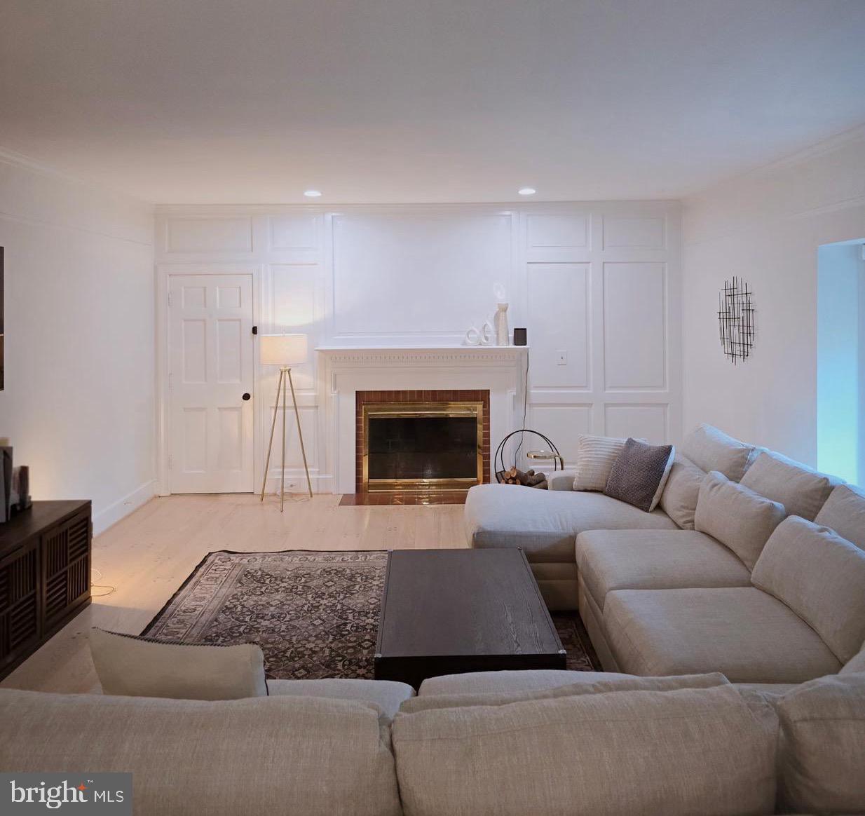 3805 NALLS RD, ALEXANDRIA, Virginia 22309, 4 Bedrooms Bedrooms, ,3 BathroomsBathrooms,Residential,For sale,3805 NALLS RD,VAFX2255856 MLS # VAFX2255856