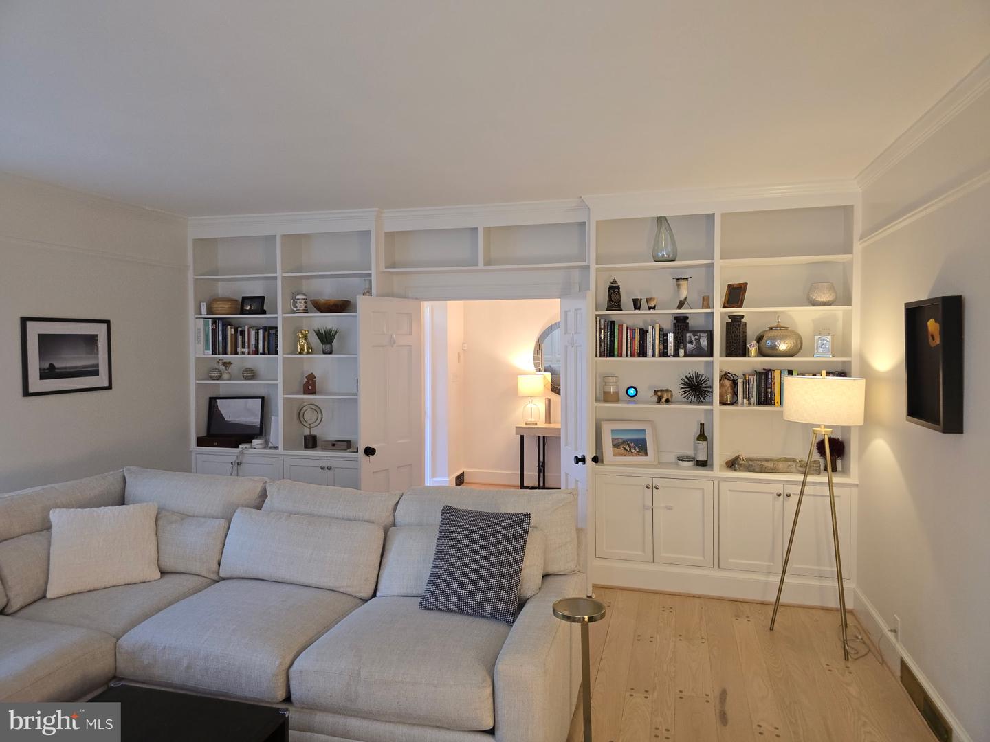 3805 NALLS RD, ALEXANDRIA, Virginia 22309, 4 Bedrooms Bedrooms, ,3 BathroomsBathrooms,Residential,For sale,3805 NALLS RD,VAFX2255856 MLS # VAFX2255856