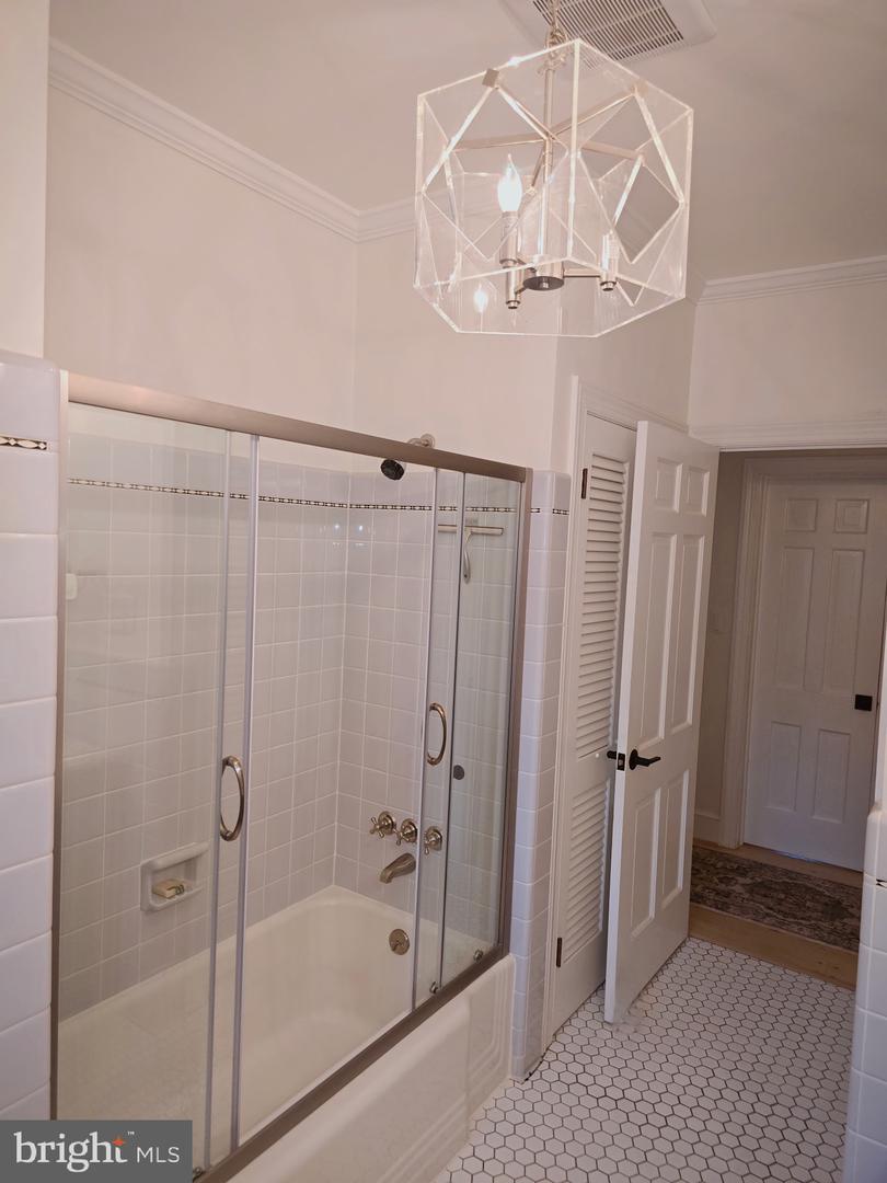 3805 NALLS RD, ALEXANDRIA, Virginia 22309, 4 Bedrooms Bedrooms, ,3 BathroomsBathrooms,Residential,For sale,3805 NALLS RD,VAFX2255856 MLS # VAFX2255856