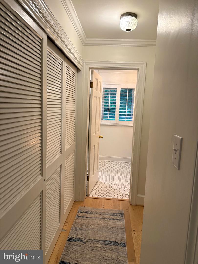 3805 NALLS RD, ALEXANDRIA, Virginia 22309, 4 Bedrooms Bedrooms, ,3 BathroomsBathrooms,Residential,For sale,3805 NALLS RD,VAFX2255856 MLS # VAFX2255856