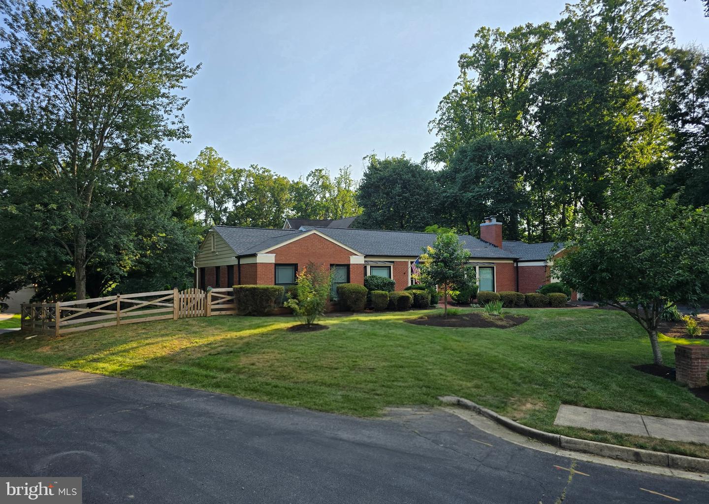 3805 NALLS RD, ALEXANDRIA, Virginia 22309, 4 Bedrooms Bedrooms, ,3 BathroomsBathrooms,Residential,For sale,3805 NALLS RD,VAFX2255856 MLS # VAFX2255856