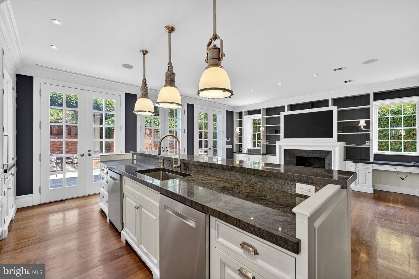 2915 O ST NW, WASHINGTON, District Of Columbia 20007, 8 Bedrooms Bedrooms, 7 Rooms Rooms,7 BathroomsBathrooms,Residential,For sale,2915 O ST NW,DCDC2210832 MLS # DCDC2210832