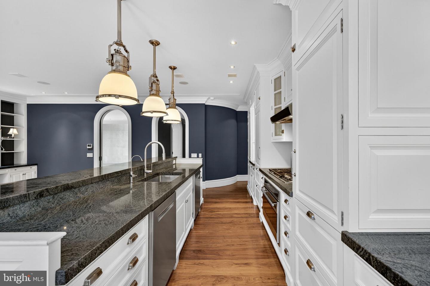 2915 O ST NW, WASHINGTON, District Of Columbia 20007, 8 Bedrooms Bedrooms, 7 Rooms Rooms,7 BathroomsBathrooms,Residential,For sale,2915 O ST NW,DCDC2210832 MLS # DCDC2210832