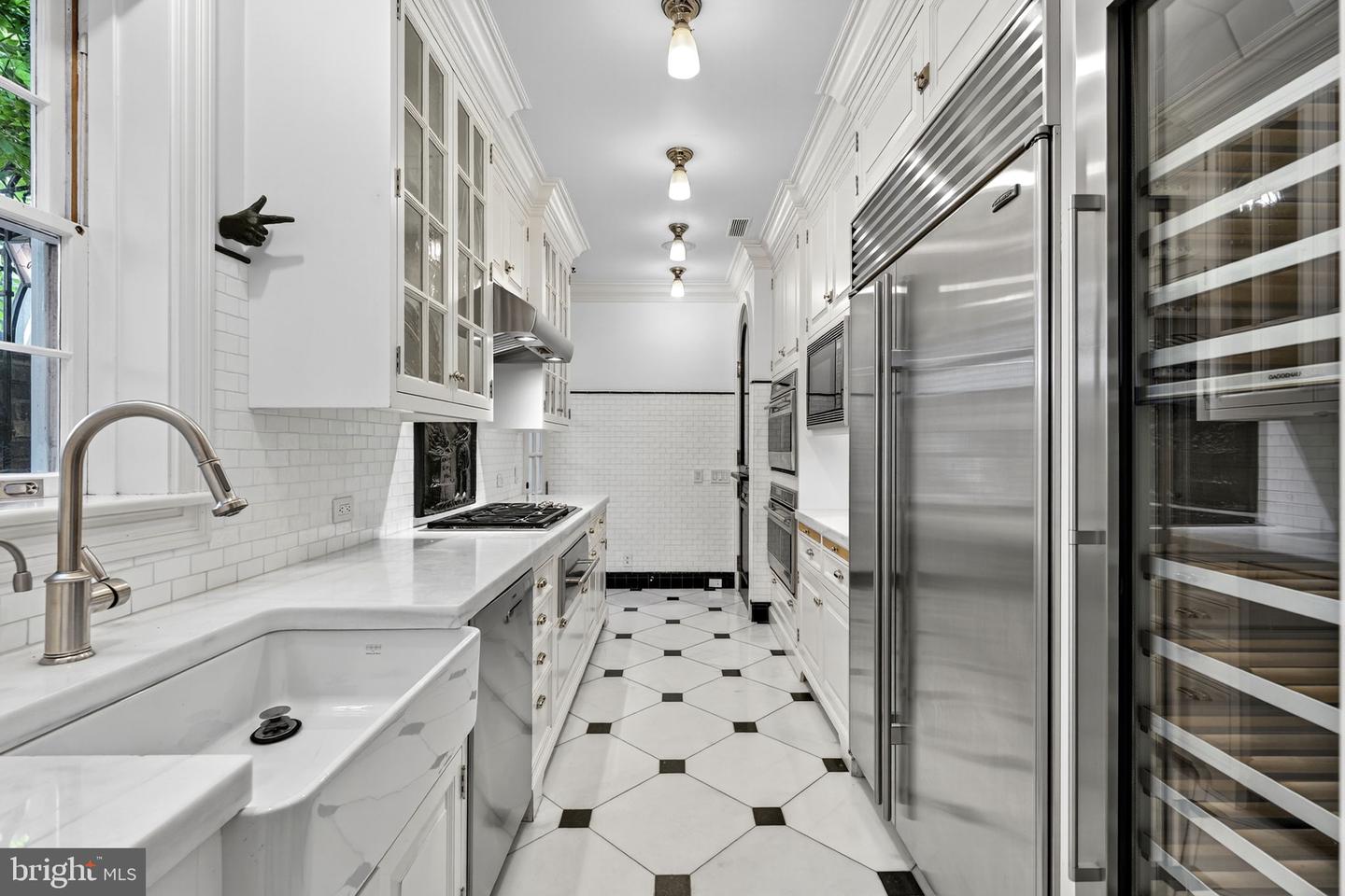 2915 O ST NW, WASHINGTON, District Of Columbia 20007, 8 Bedrooms Bedrooms, 7 Rooms Rooms,7 BathroomsBathrooms,Residential,For sale,2915 O ST NW,DCDC2210832 MLS # DCDC2210832