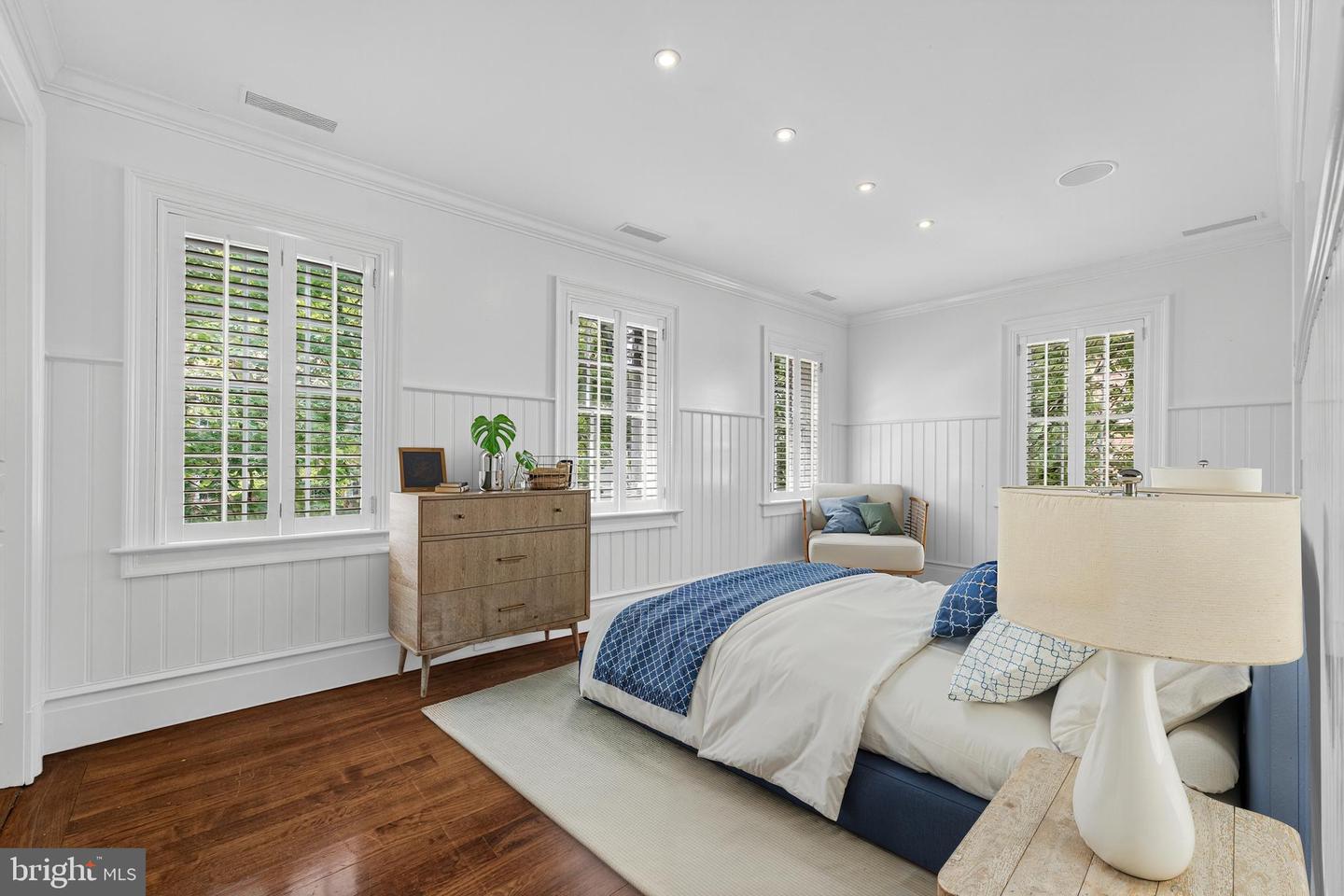 2915 O ST NW, WASHINGTON, District Of Columbia 20007, 8 Bedrooms Bedrooms, 7 Rooms Rooms,7 BathroomsBathrooms,Residential,For sale,2915 O ST NW,DCDC2210832 MLS # DCDC2210832