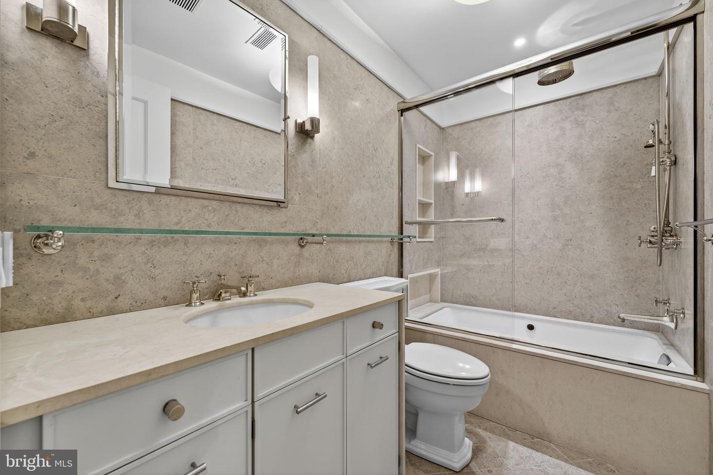 2915 O ST NW, WASHINGTON, District Of Columbia 20007, 8 Bedrooms Bedrooms, 7 Rooms Rooms,7 BathroomsBathrooms,Residential,For sale,2915 O ST NW,DCDC2210832 MLS # DCDC2210832