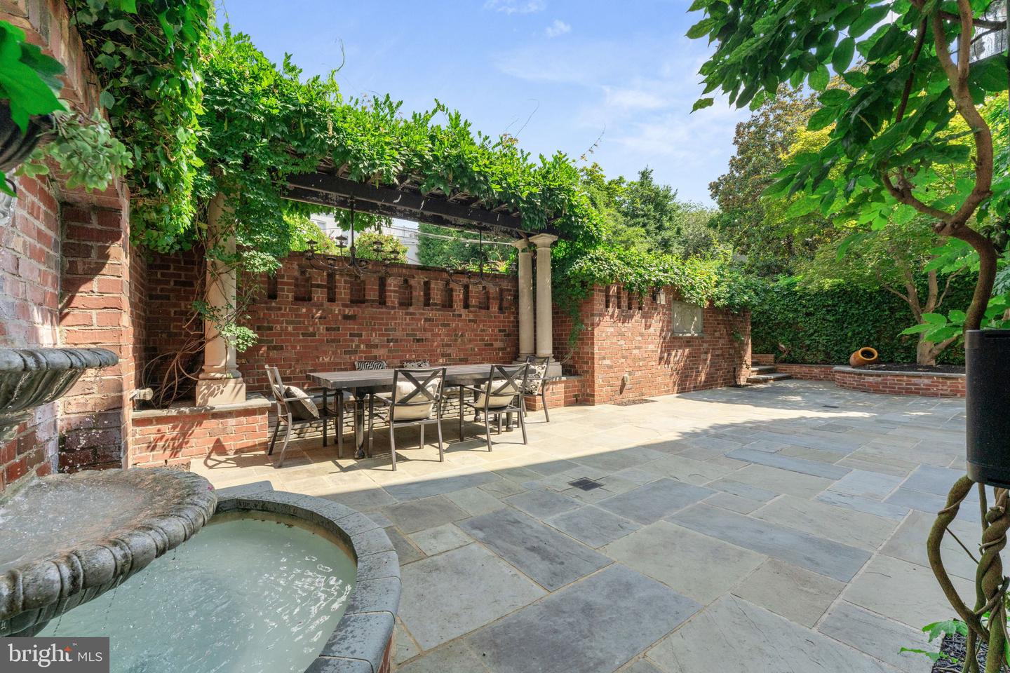 2915 O ST NW, WASHINGTON, District Of Columbia 20007, 8 Bedrooms Bedrooms, 7 Rooms Rooms,7 BathroomsBathrooms,Residential,For sale,2915 O ST NW,DCDC2210832 MLS # DCDC2210832