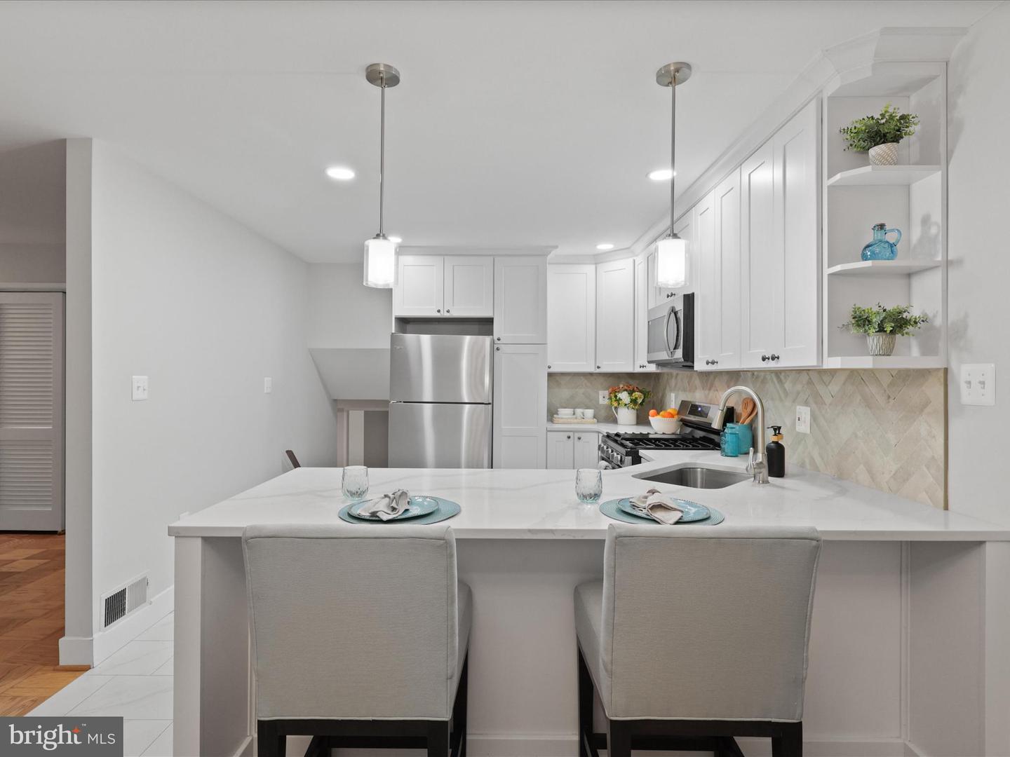 7900 GOSPORT LN, SPRINGFIELD, Virginia 22151, 4 Bedrooms Bedrooms, ,2 BathroomsBathrooms,Residential,For sale,7900 GOSPORT LN,VAFX2256208 MLS # VAFX2256208