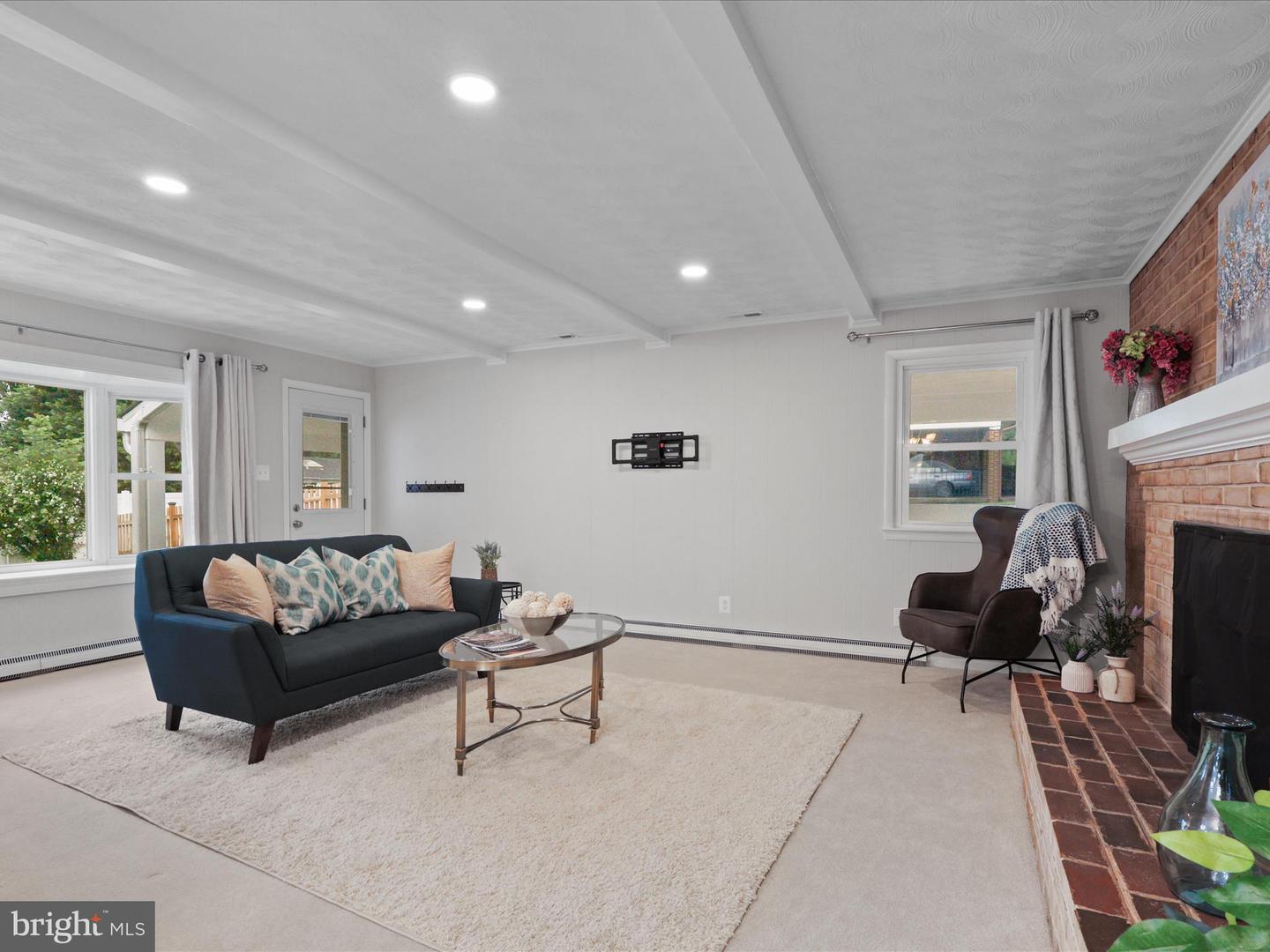 7900 GOSPORT LN, SPRINGFIELD, Virginia 22151, 4 Bedrooms Bedrooms, ,2 BathroomsBathrooms,Residential,For sale,7900 GOSPORT LN,VAFX2256208 MLS # VAFX2256208
