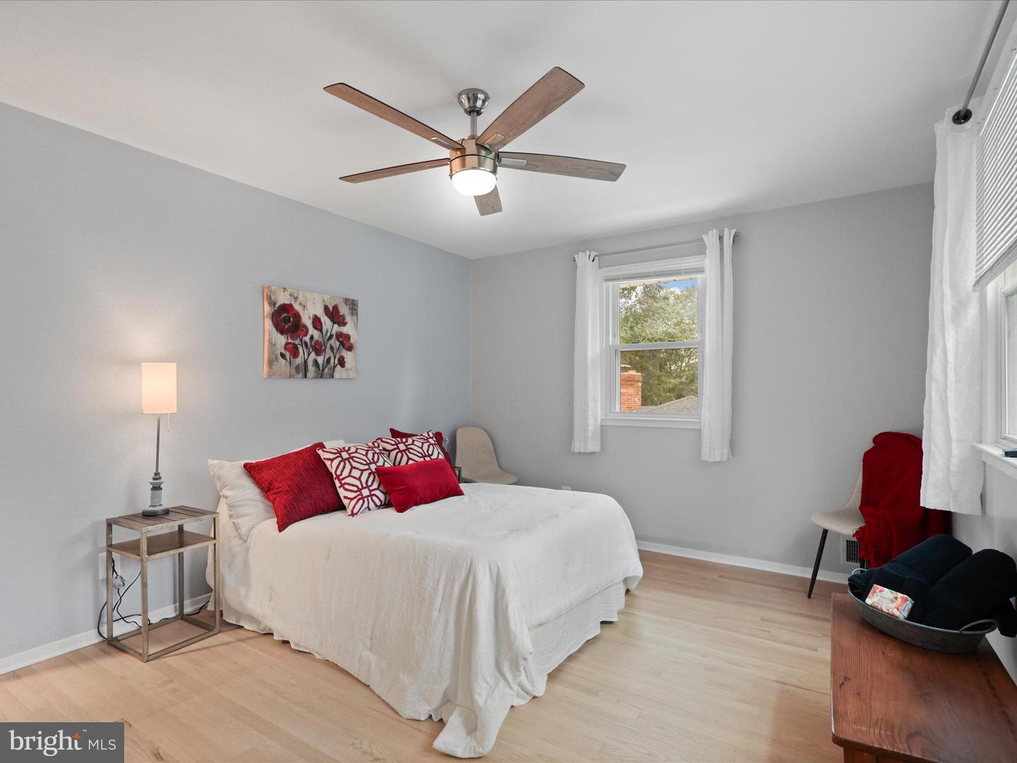 7900 GOSPORT LN, SPRINGFIELD, Virginia 22151, 4 Bedrooms Bedrooms, ,2 BathroomsBathrooms,Residential,For sale,7900 GOSPORT LN,VAFX2256208 MLS # VAFX2256208