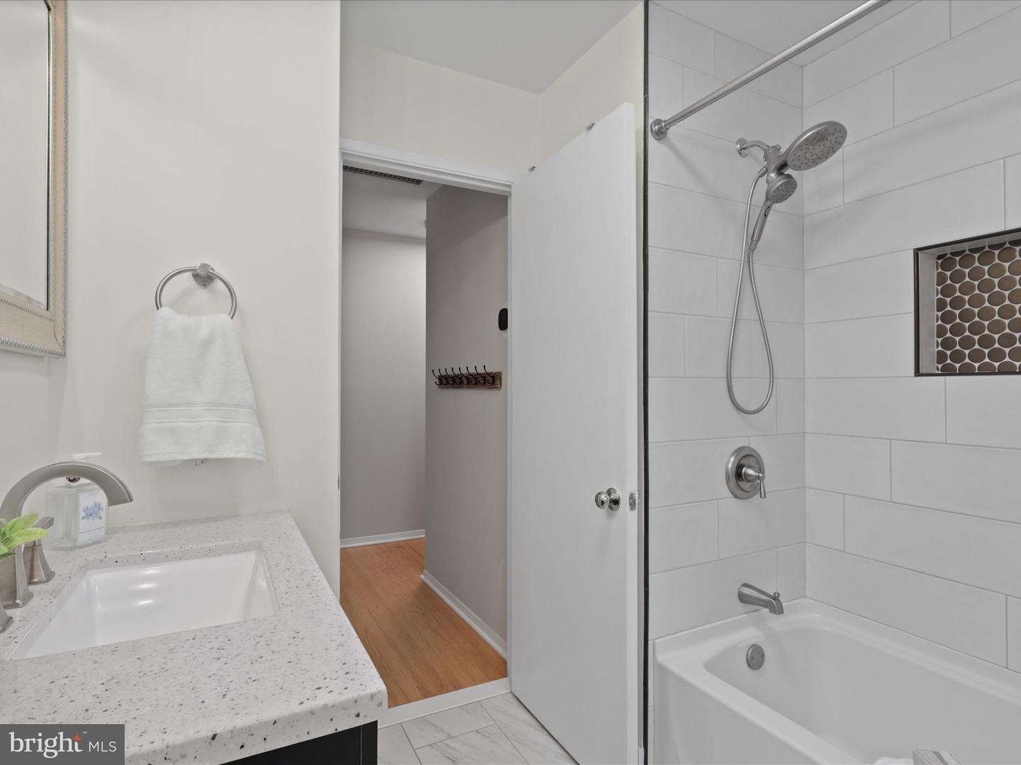 7900 GOSPORT LN, SPRINGFIELD, Virginia 22151, 4 Bedrooms Bedrooms, ,2 BathroomsBathrooms,Residential,For sale,7900 GOSPORT LN,VAFX2256208 MLS # VAFX2256208