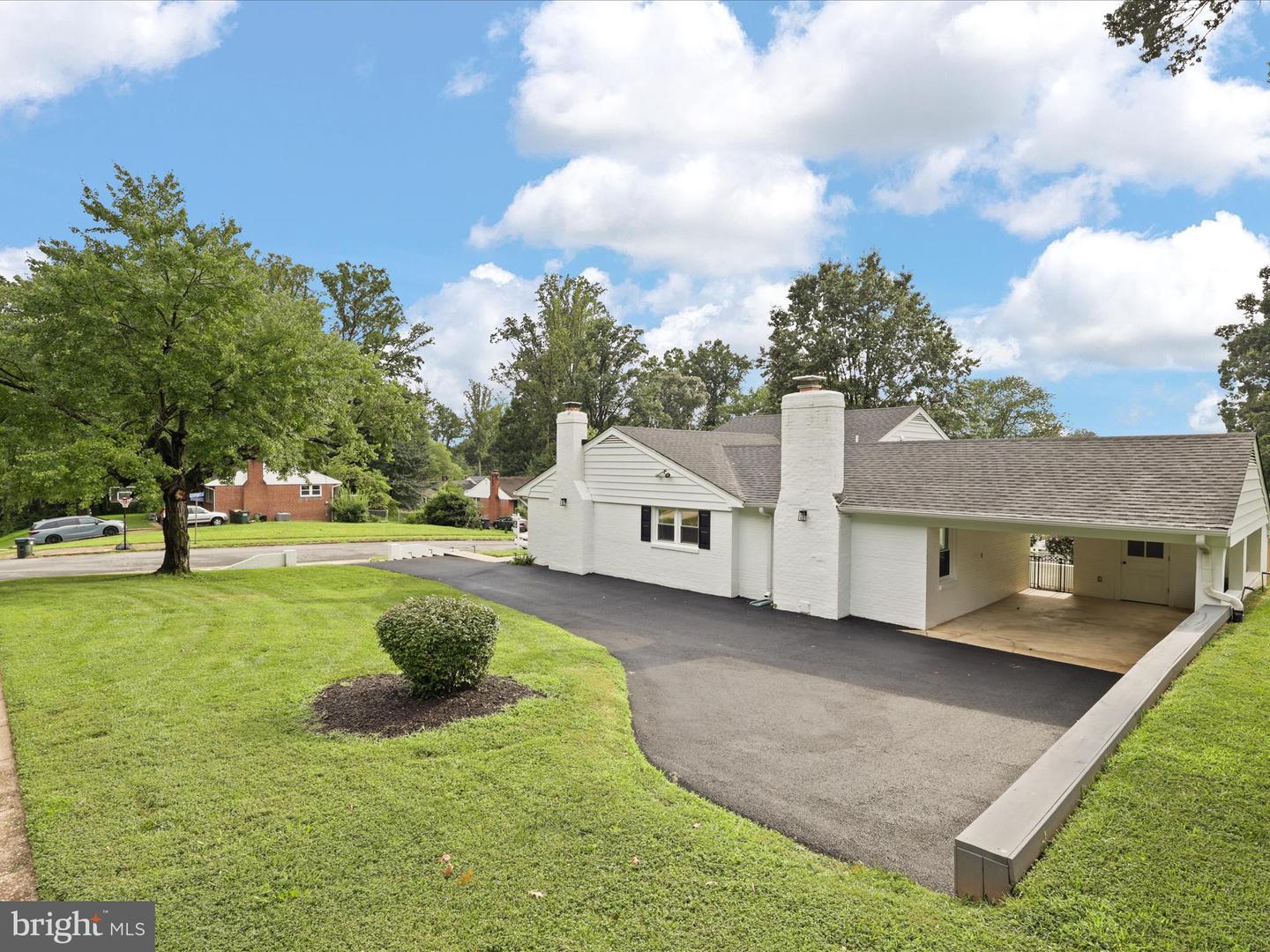 7900 GOSPORT LN, SPRINGFIELD, Virginia 22151, 4 Bedrooms Bedrooms, ,2 BathroomsBathrooms,Residential,For sale,7900 GOSPORT LN,VAFX2256208 MLS # VAFX2256208