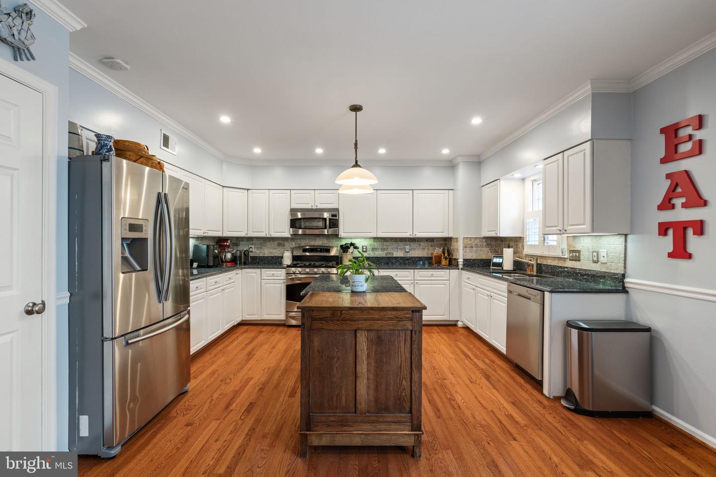 6260 HARBIN DR, ALEXANDRIA, Virginia 22310, 3 Bedrooms Bedrooms, ,3 BathroomsBathrooms,Residential,For sale,6260 HARBIN DR,VAFX2256544 MLS # VAFX2256544
