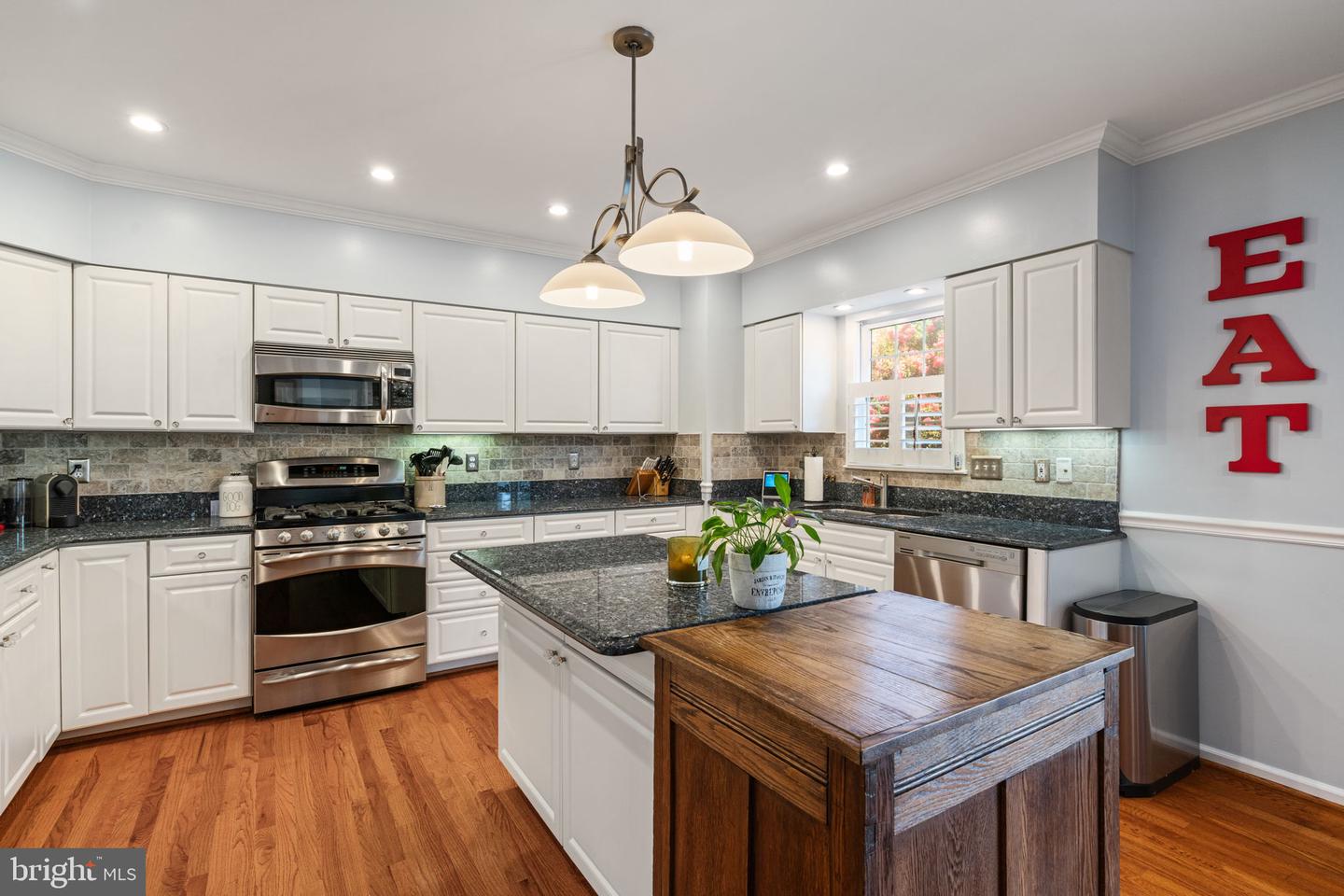 6260 HARBIN DR, ALEXANDRIA, Virginia 22310, 3 Bedrooms Bedrooms, ,3 BathroomsBathrooms,Residential,For sale,6260 HARBIN DR,VAFX2256544 MLS # VAFX2256544