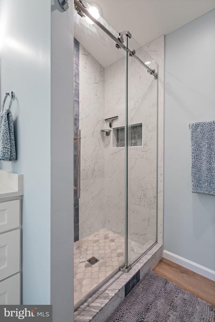 6260 HARBIN DR, ALEXANDRIA, Virginia 22310, 3 Bedrooms Bedrooms, ,3 BathroomsBathrooms,Residential,For sale,6260 HARBIN DR,VAFX2256544 MLS # VAFX2256544