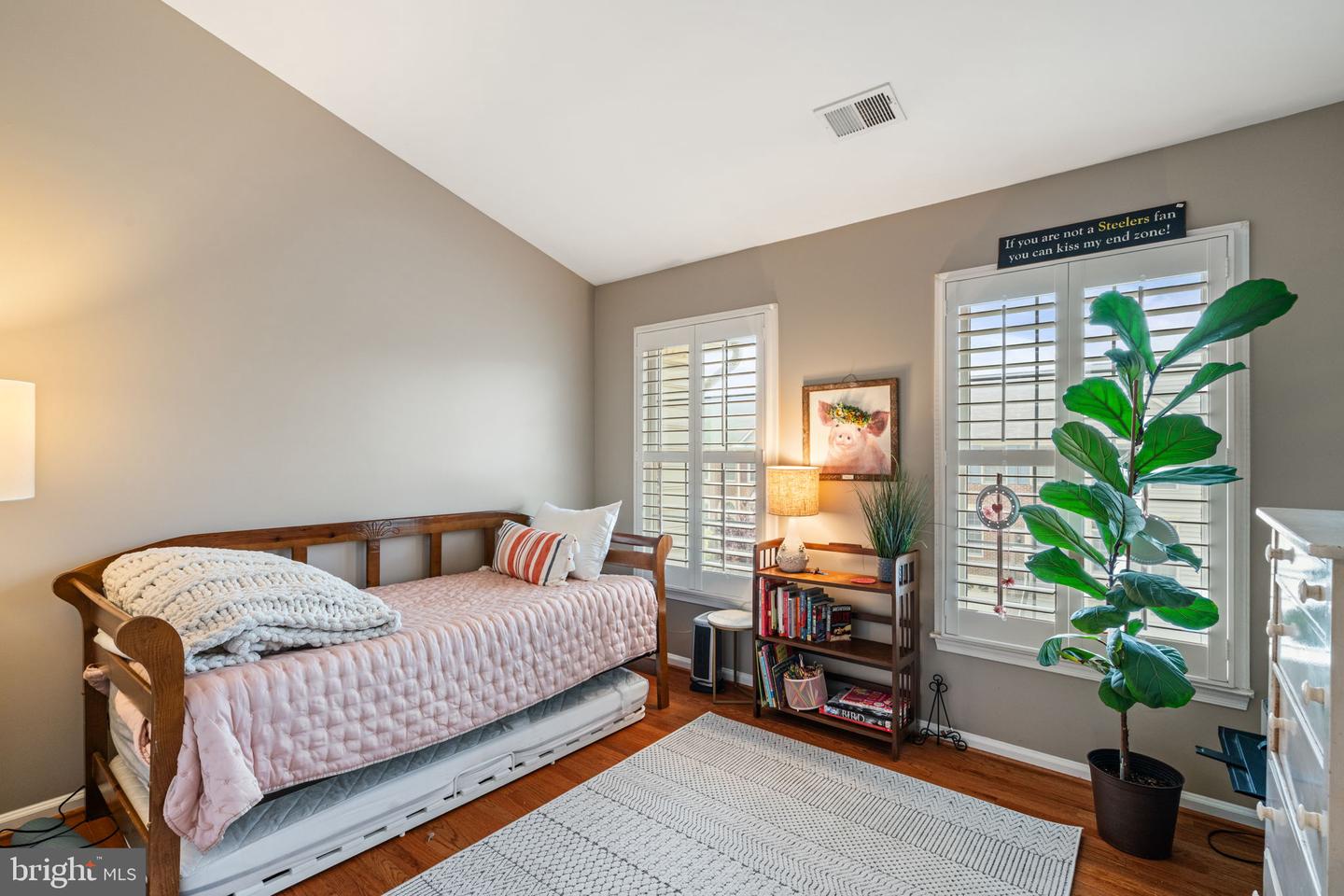 6260 HARBIN DR, ALEXANDRIA, Virginia 22310, 3 Bedrooms Bedrooms, ,3 BathroomsBathrooms,Residential,For sale,6260 HARBIN DR,VAFX2256544 MLS # VAFX2256544