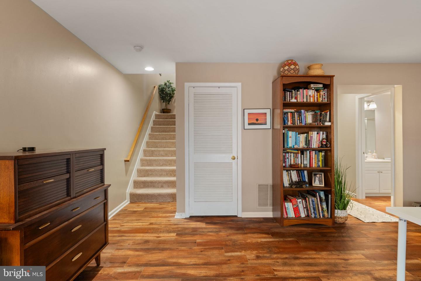 6260 HARBIN DR, ALEXANDRIA, Virginia 22310, 3 Bedrooms Bedrooms, ,3 BathroomsBathrooms,Residential,For sale,6260 HARBIN DR,VAFX2256544 MLS # VAFX2256544